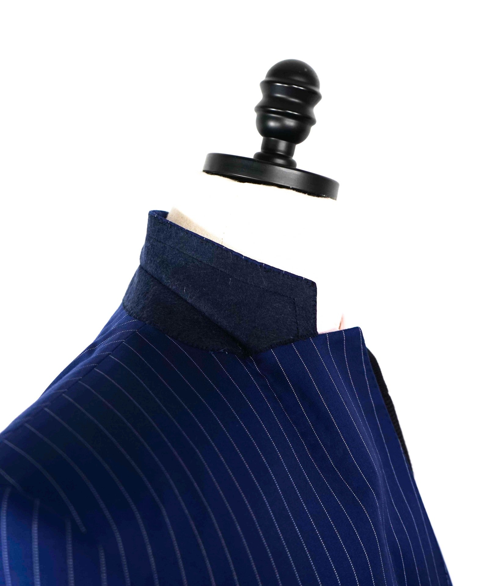 $6,000 BRIONI - Navy Blue "Super pPinstripe "Super 160's" Wool - 42R