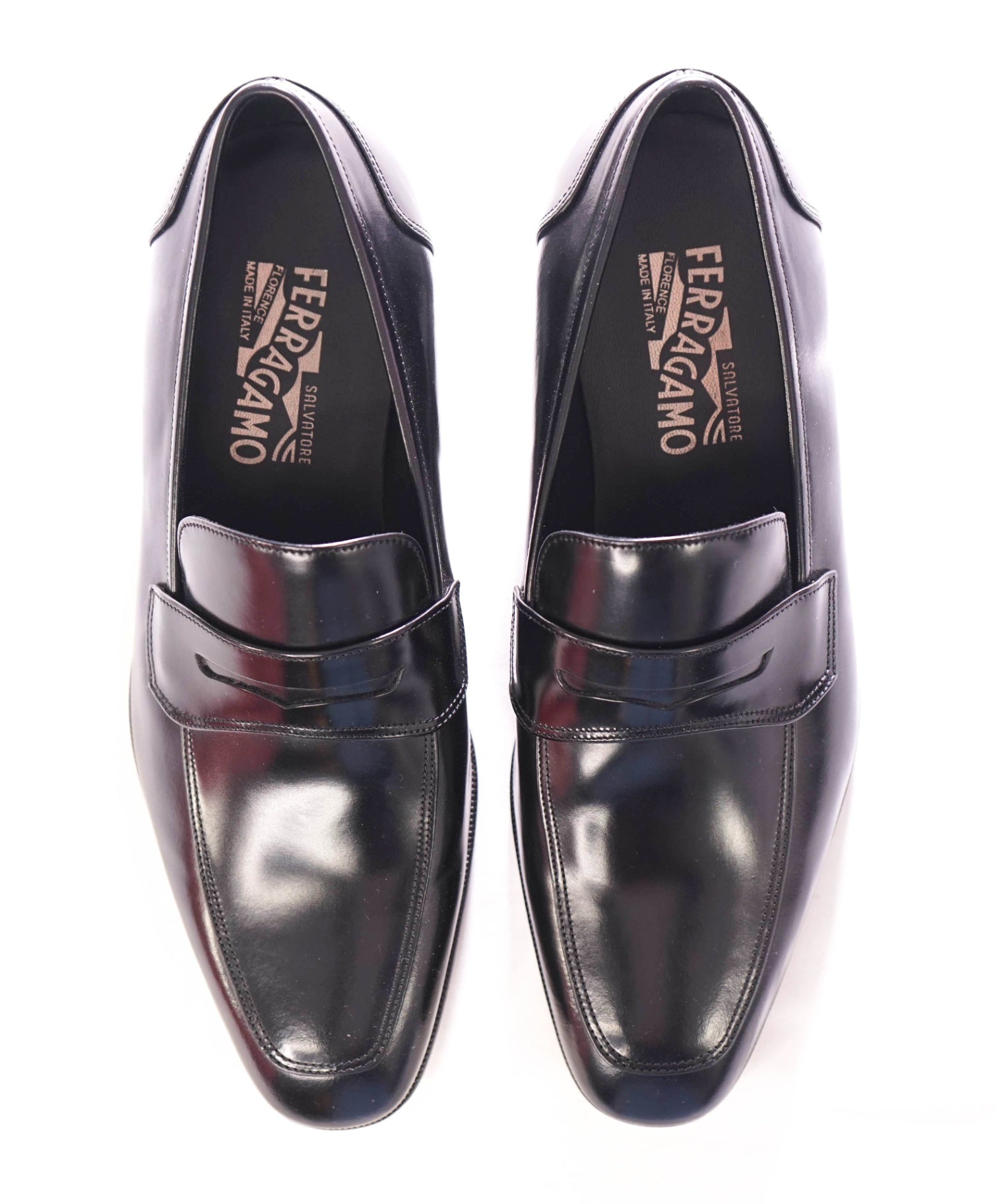 $850 FERRAGAMO - Leather Black "LIONEL" Penny Loafers - 8 3E