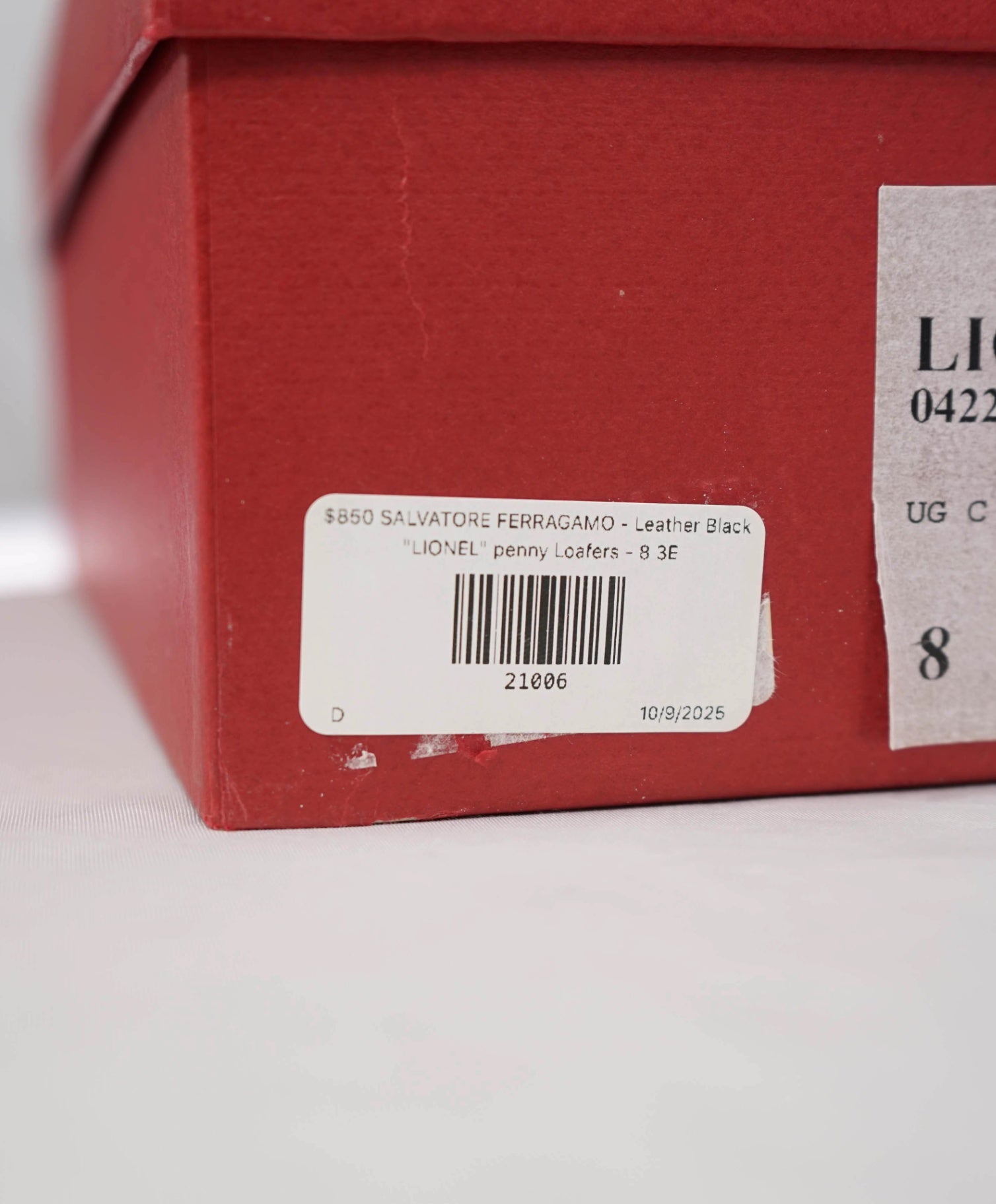 $850 FERRAGAMO - Leather Black "LIONEL" Penny Loafers - 8 3E