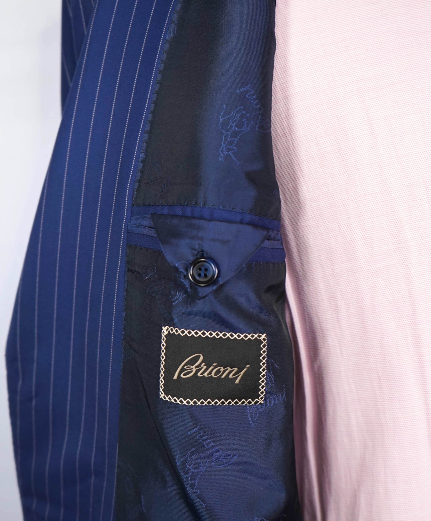 $6,000 BRIONI - Navy Blue "Super pPinstripe "Super 160's" Wool - 42R