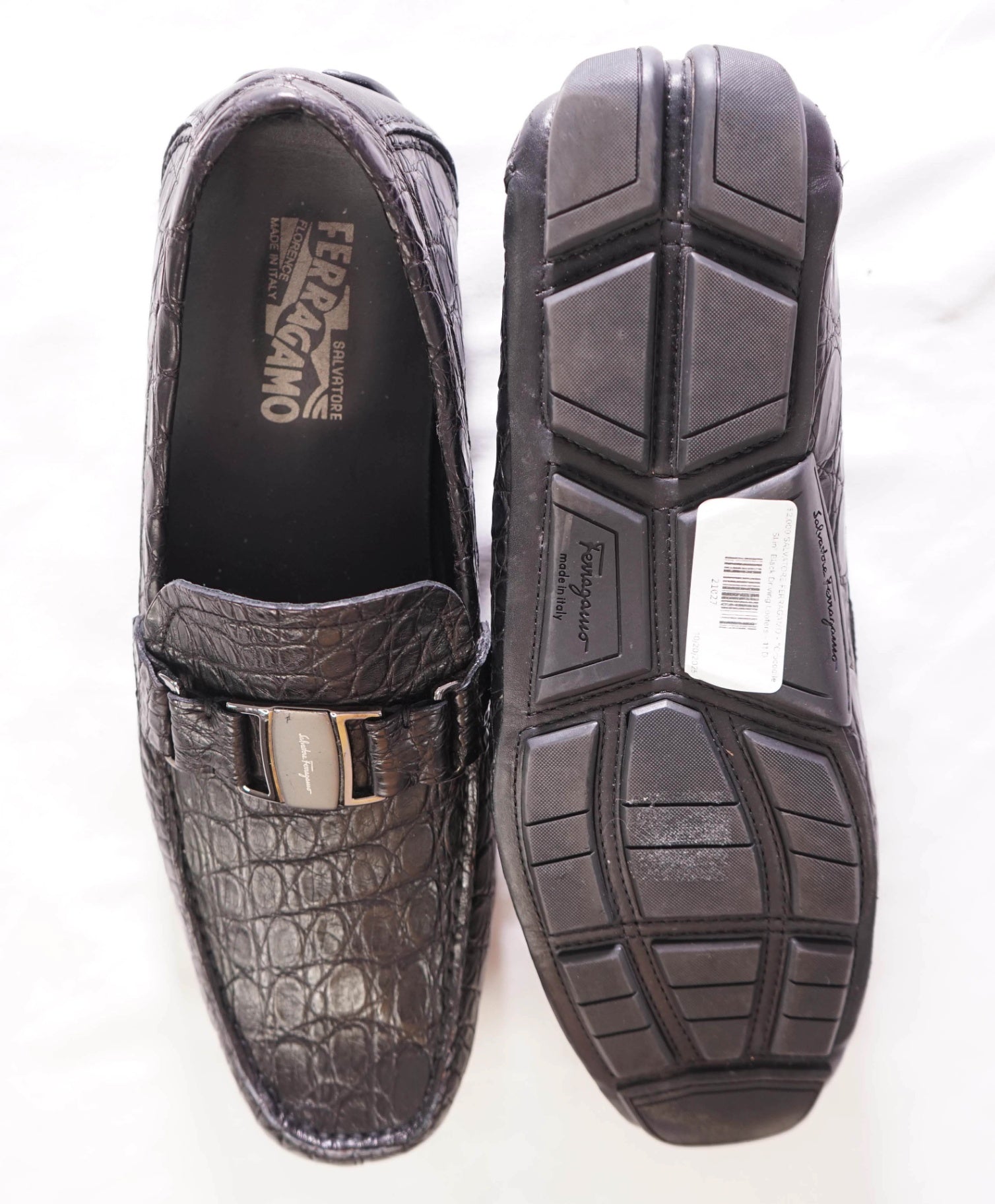 $2,200 FERRAGAMO - "Crocodile Skin" Black Sardegna Loafers - 11 D