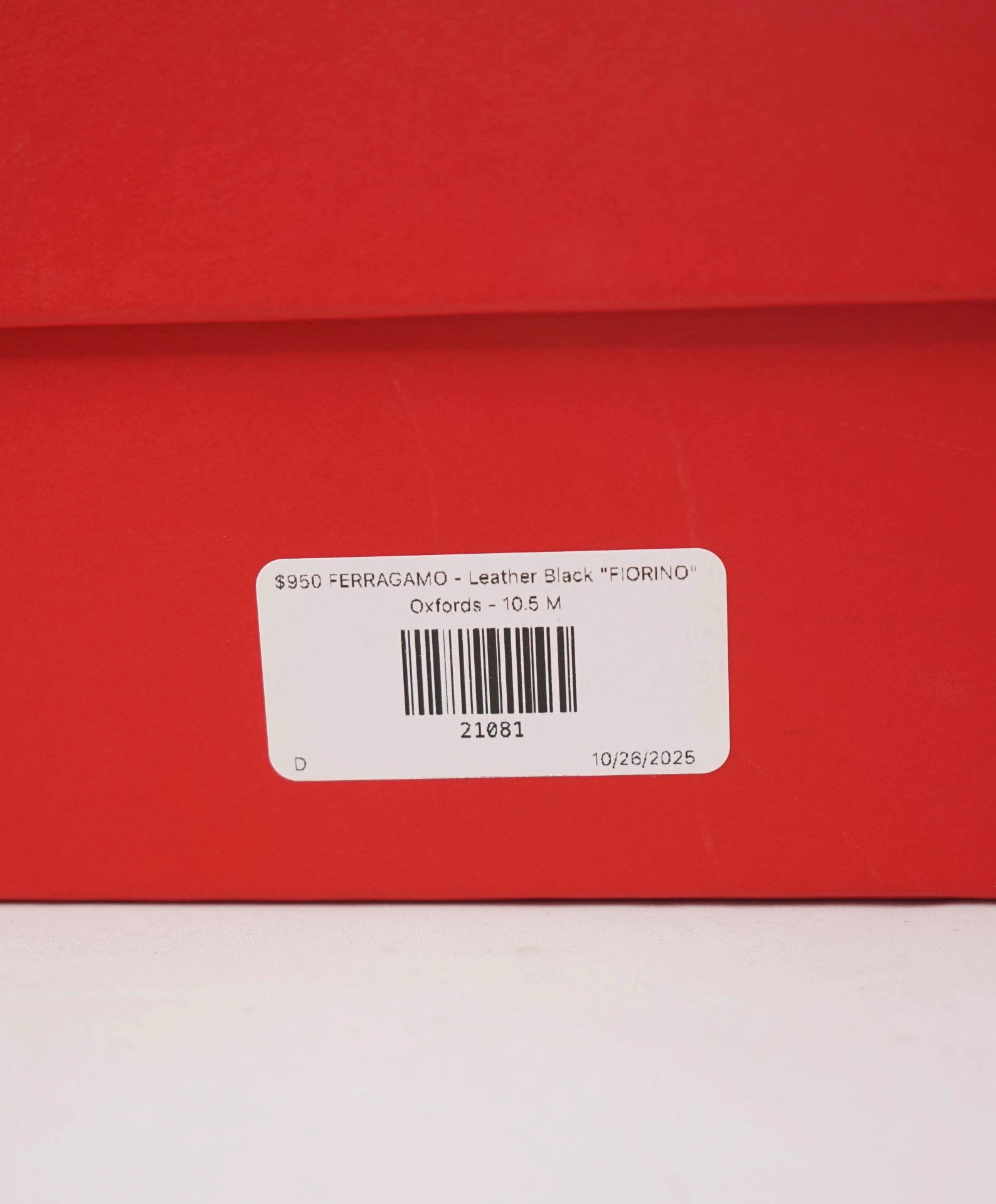 $950 FERRAGAMO - Leather Black "FIORINO" Lug Sole Oxfords - 10.5 M