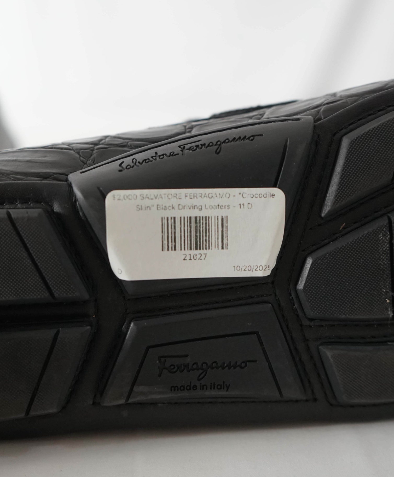 $2,200 FERRAGAMO - "Crocodile Skin" Black Sardegna Loafers - 11 D