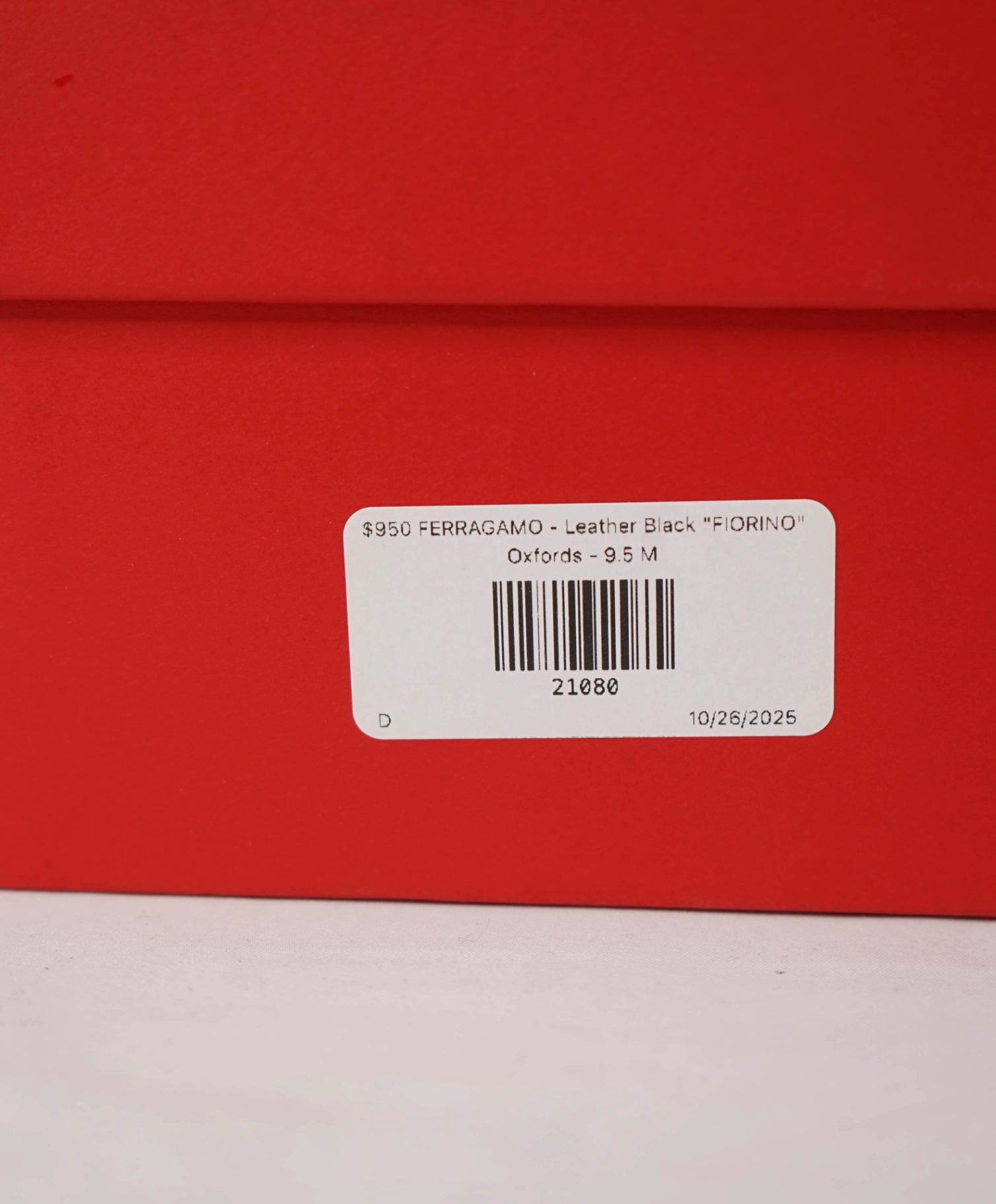 $950 FERRAGAMO - Leather Black "FIORINO" Lug Sole Oxfords - 9.5 M