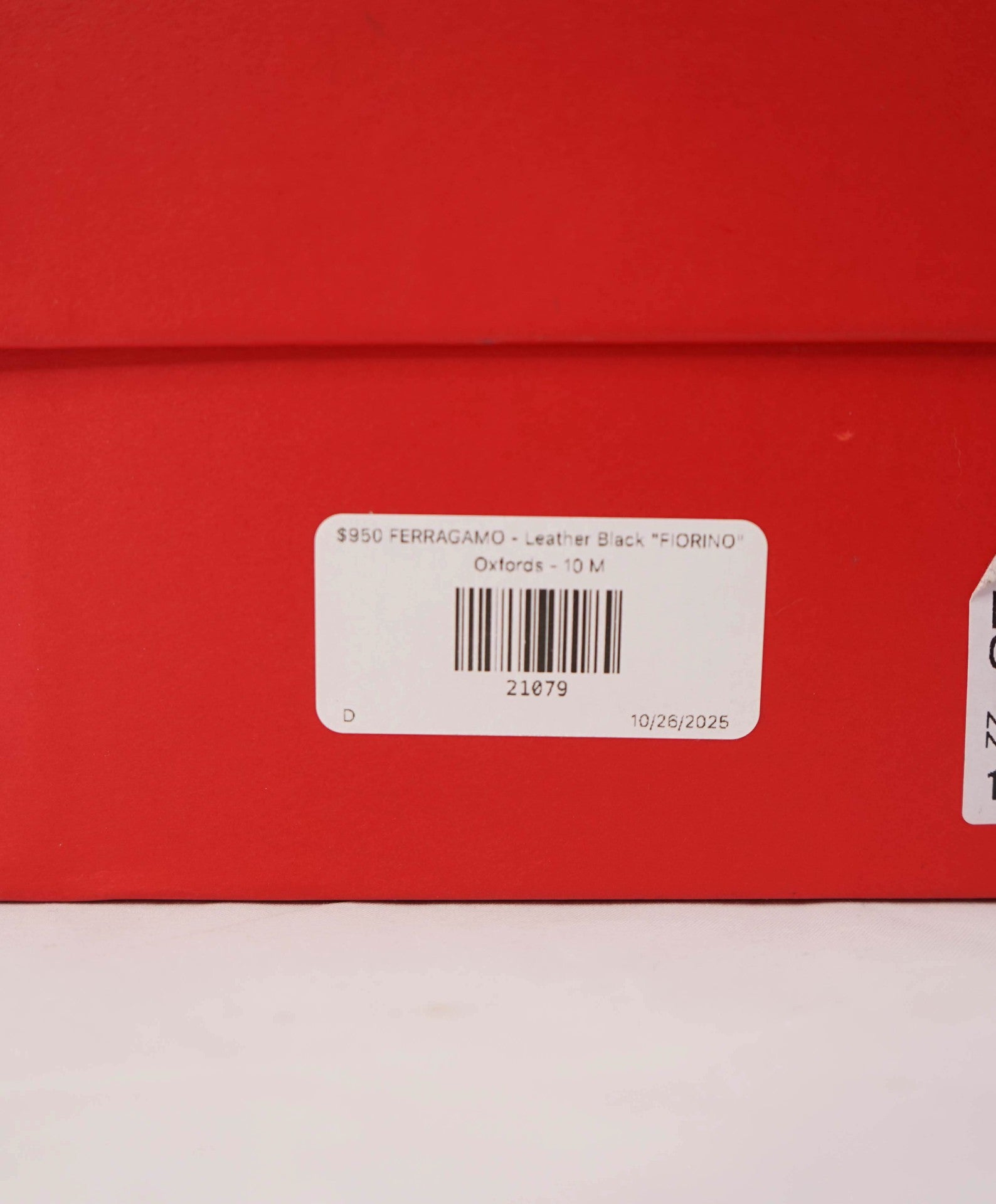 $950 FERRAGAMO - Leather Black "FIORINO" Lug Sole Oxfords - 10 M