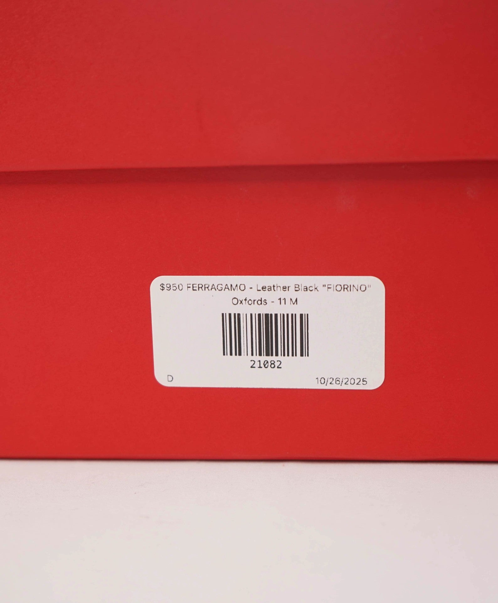 $950 FERRAGAMO - Leather Black "FIORINO" Lug Sole Oxfords - 11 M