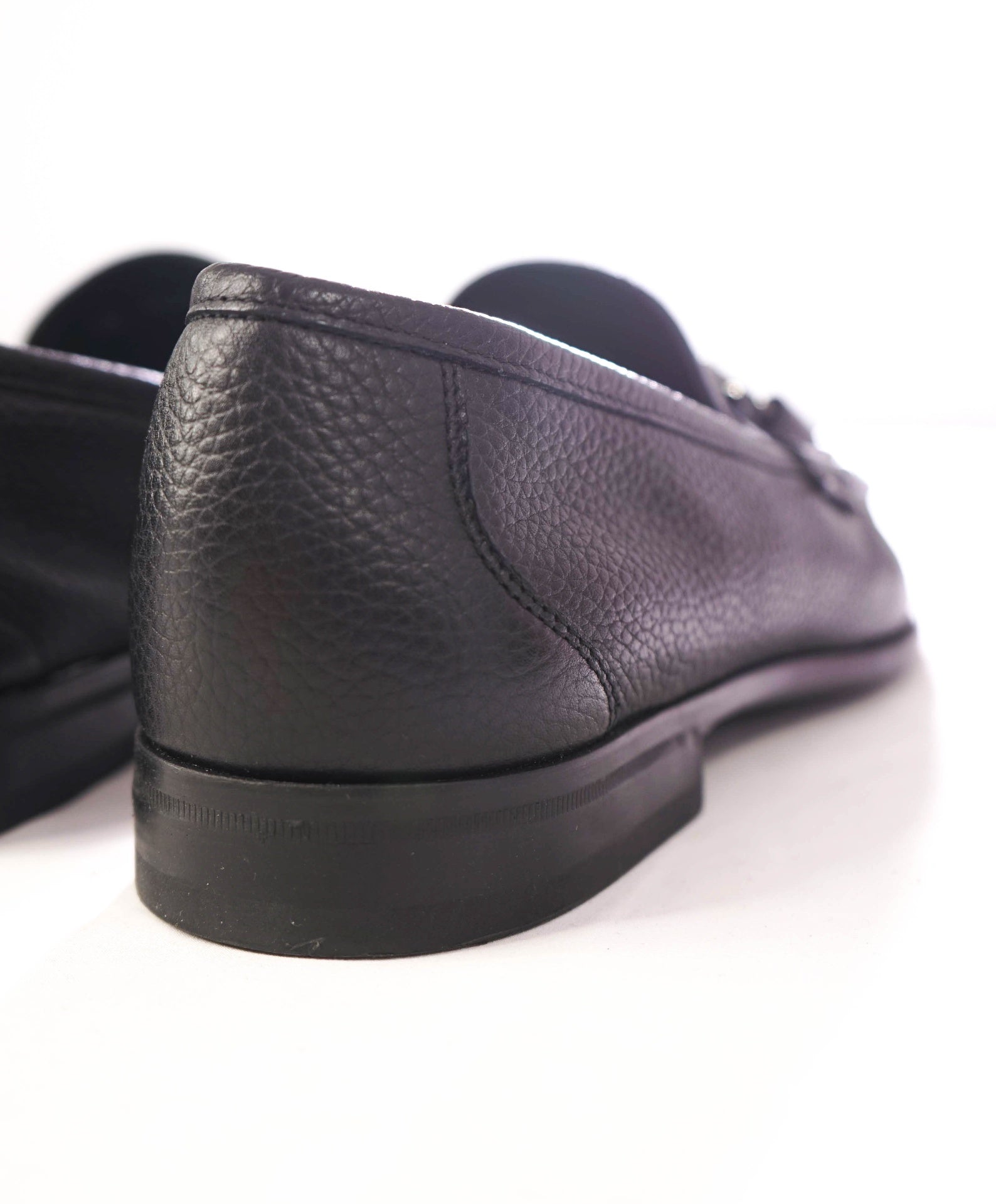 $850 SALVATORE FERRAGAMO - Leather Black Pebbled Loafers - 11 D