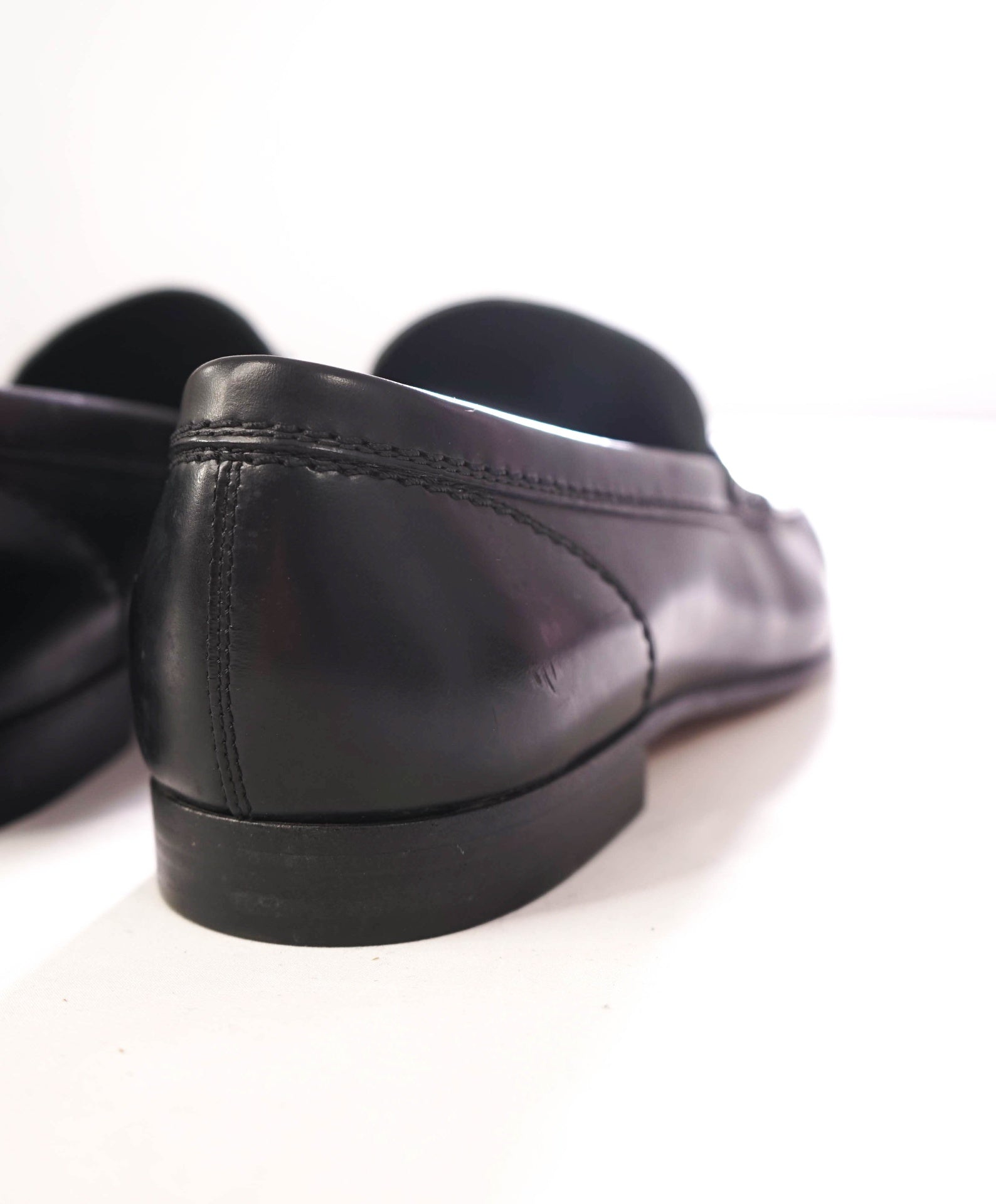 $675 TOD'S - "BOSTON" Matte Aged Finish Leather Black Loafers - US 9 (UK8)