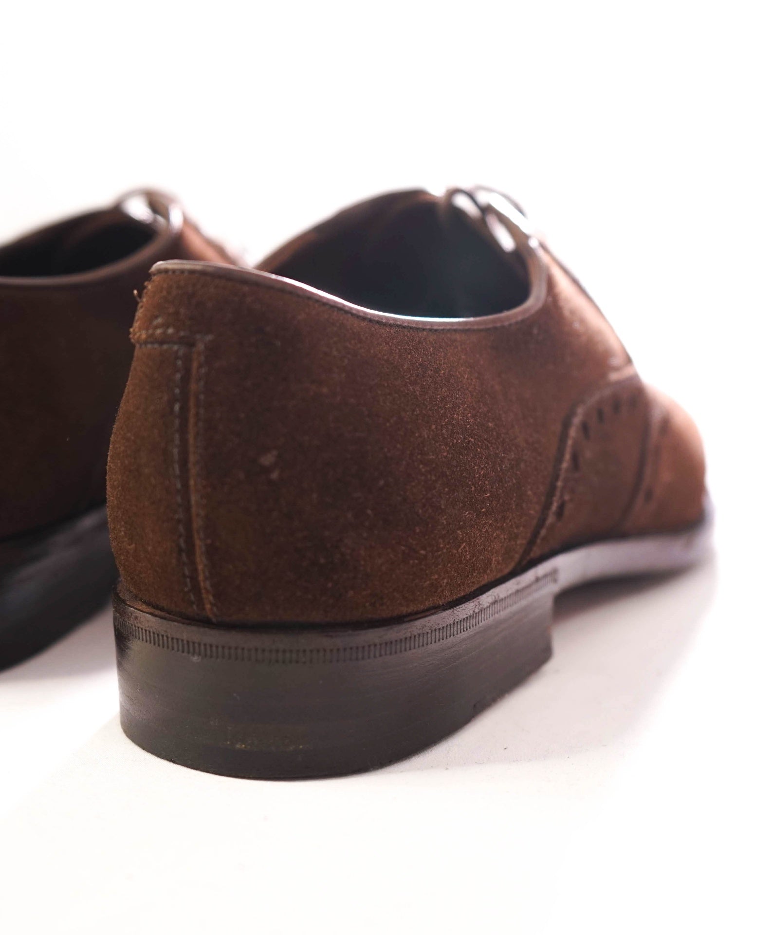 $880 SALVATORE FERRAGAMO - Suede Brown Wingtip Oxfords - 7 D