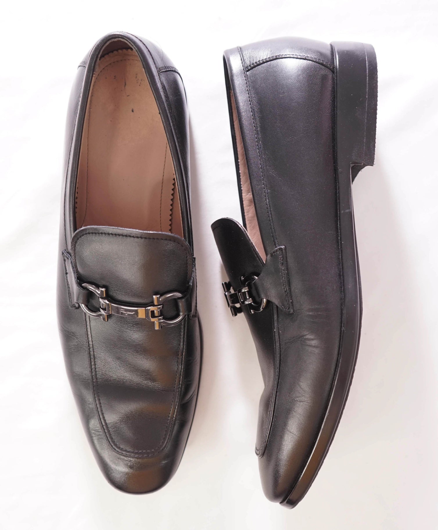 $850 SALVATORE FERRAGAMO - "REE" Leather Black Loafers - 10.5 D