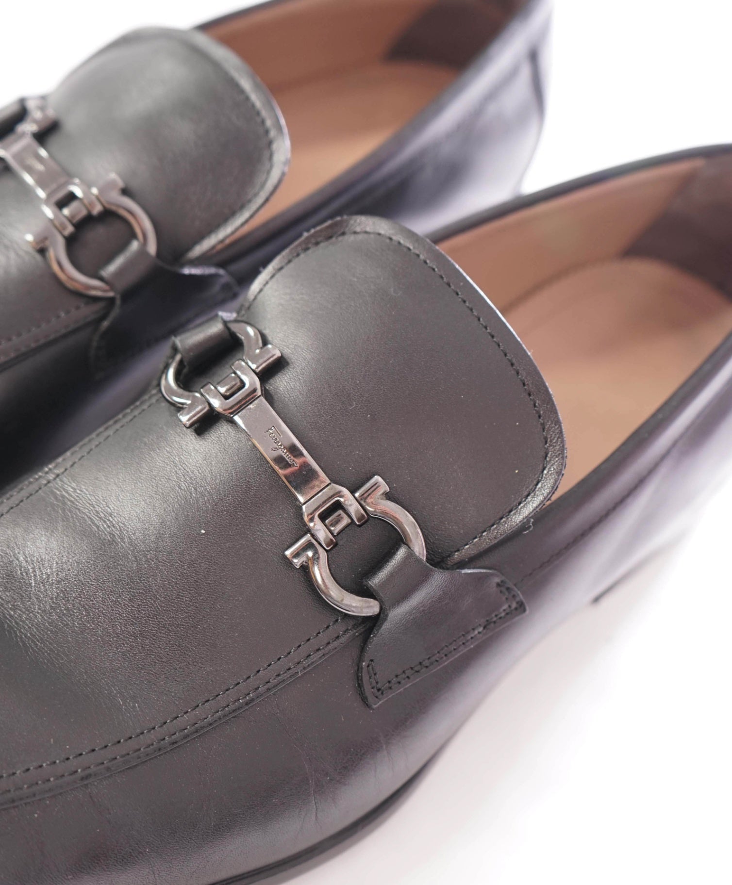 $850 SALVATORE FERRAGAMO - "REE" Leather Black Loafers - 10.5 D