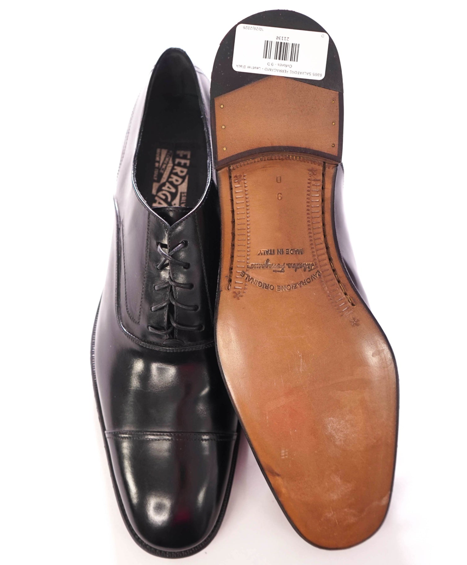 $895 SALVATORE FERRAGAMO - Leather Black Cap Toe Oxfords - 9 D