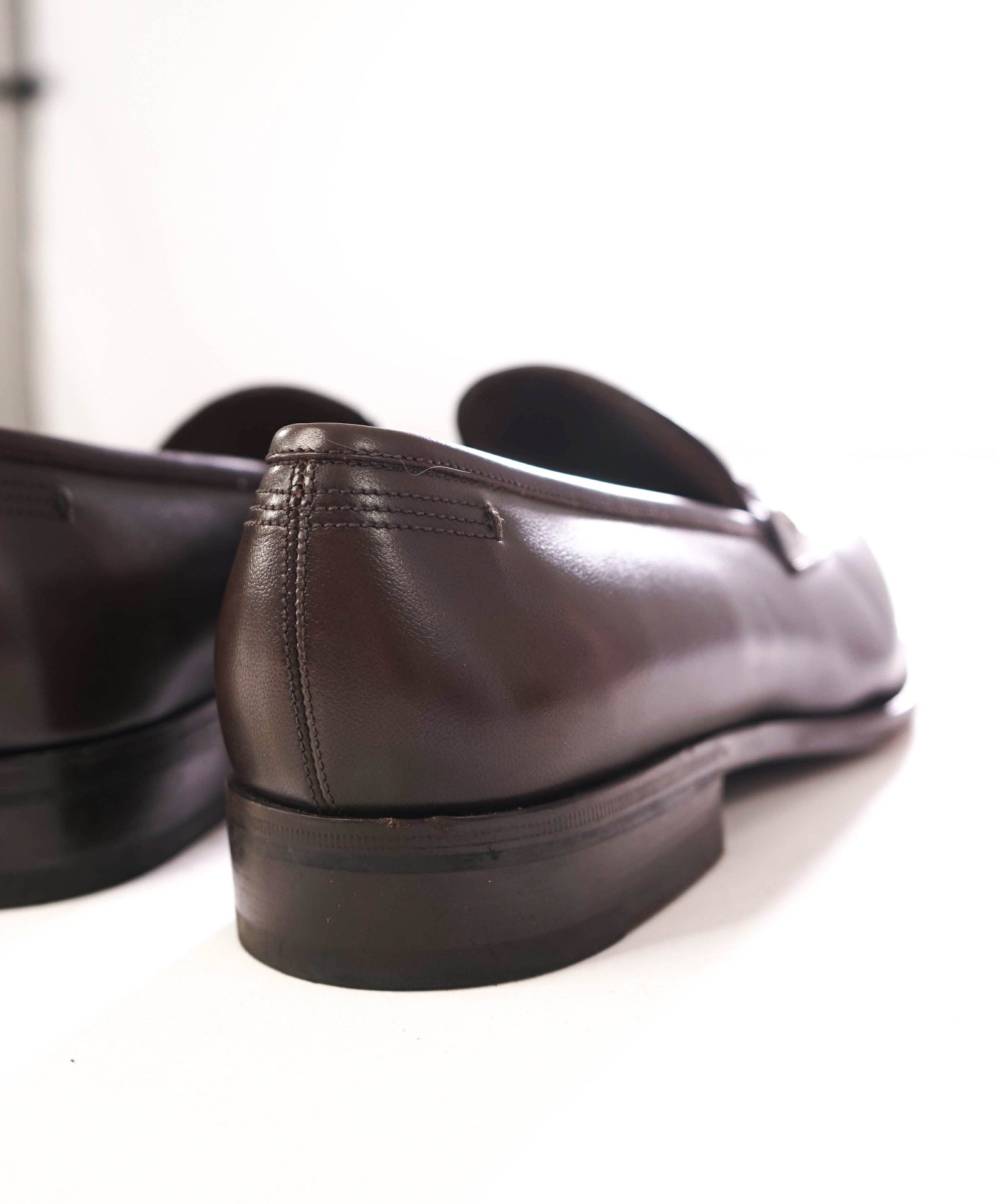 $850 FERRAGAMO - Leather Brown Logo Penny Loafers - 8.5 EE