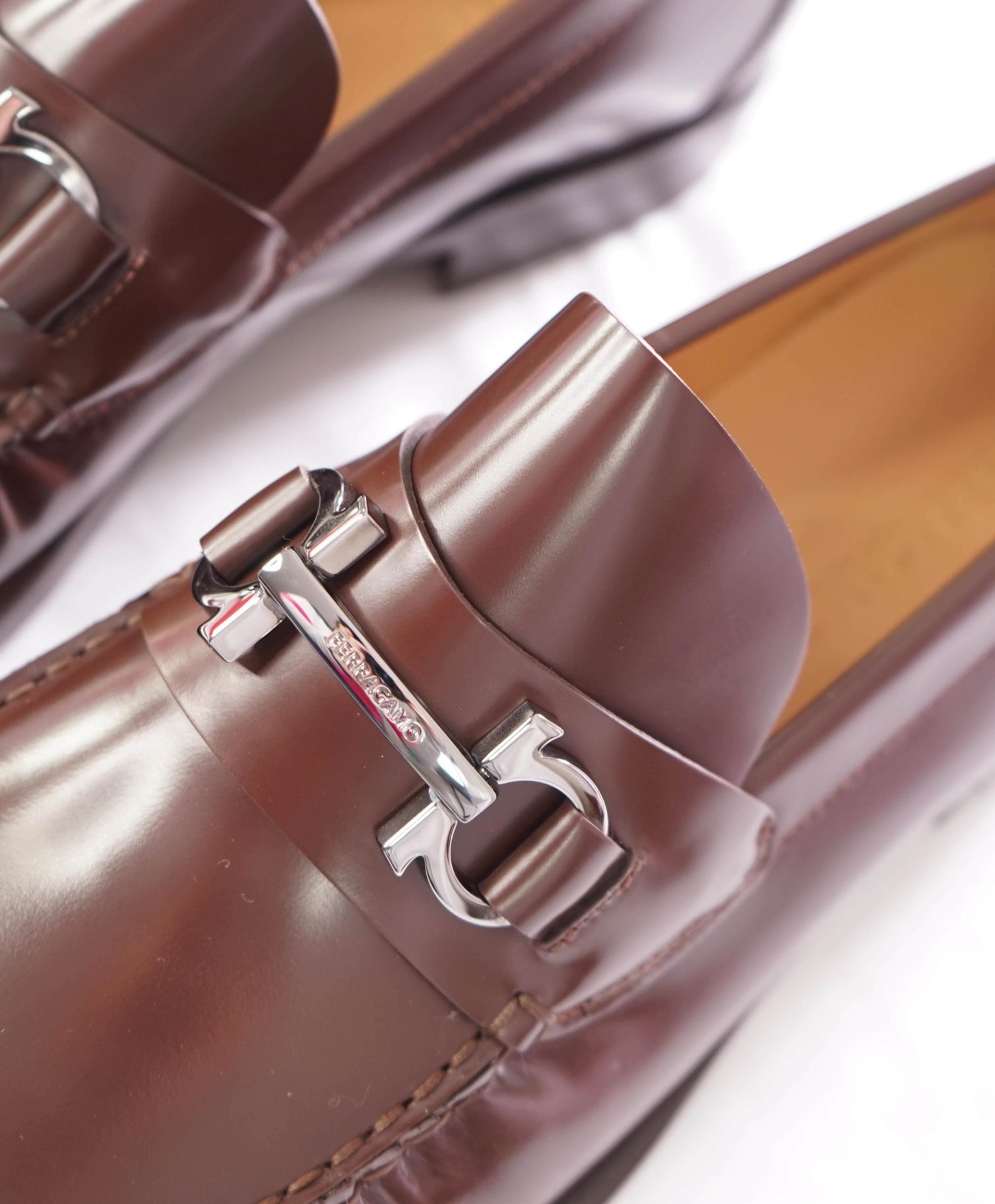 $950 FERRAGAMO - Leather Brown "FORT" Loafers - 12 E