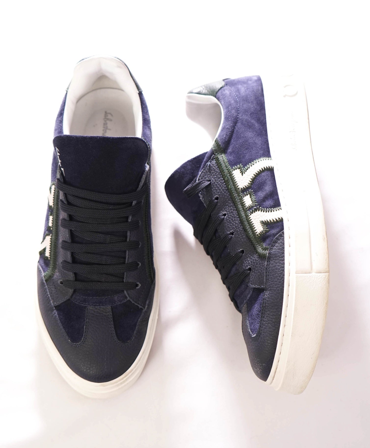 $795 FERRAGAMO - "BORG 5" Leather Blue & Green Sneakers - 8.5 M