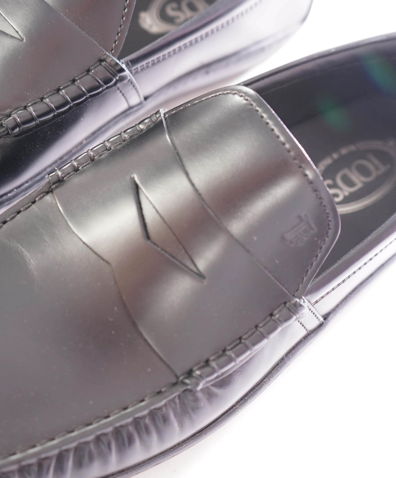 $1,045 TOD'S - Leather Black LOGO Penny Loafers - US 12 (UK11)