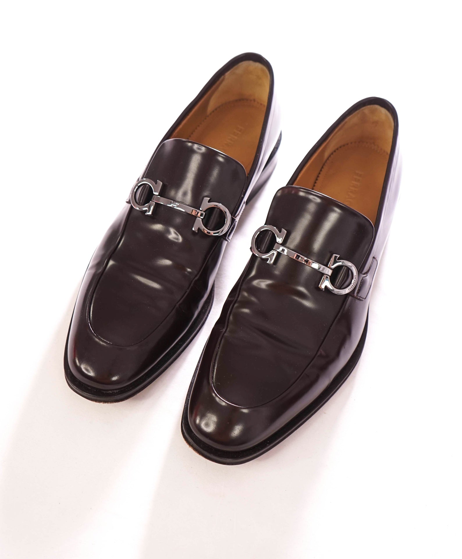 $1,150 FERRAGAMO - Leather Brown "FINLEY" Loafers - 9 D