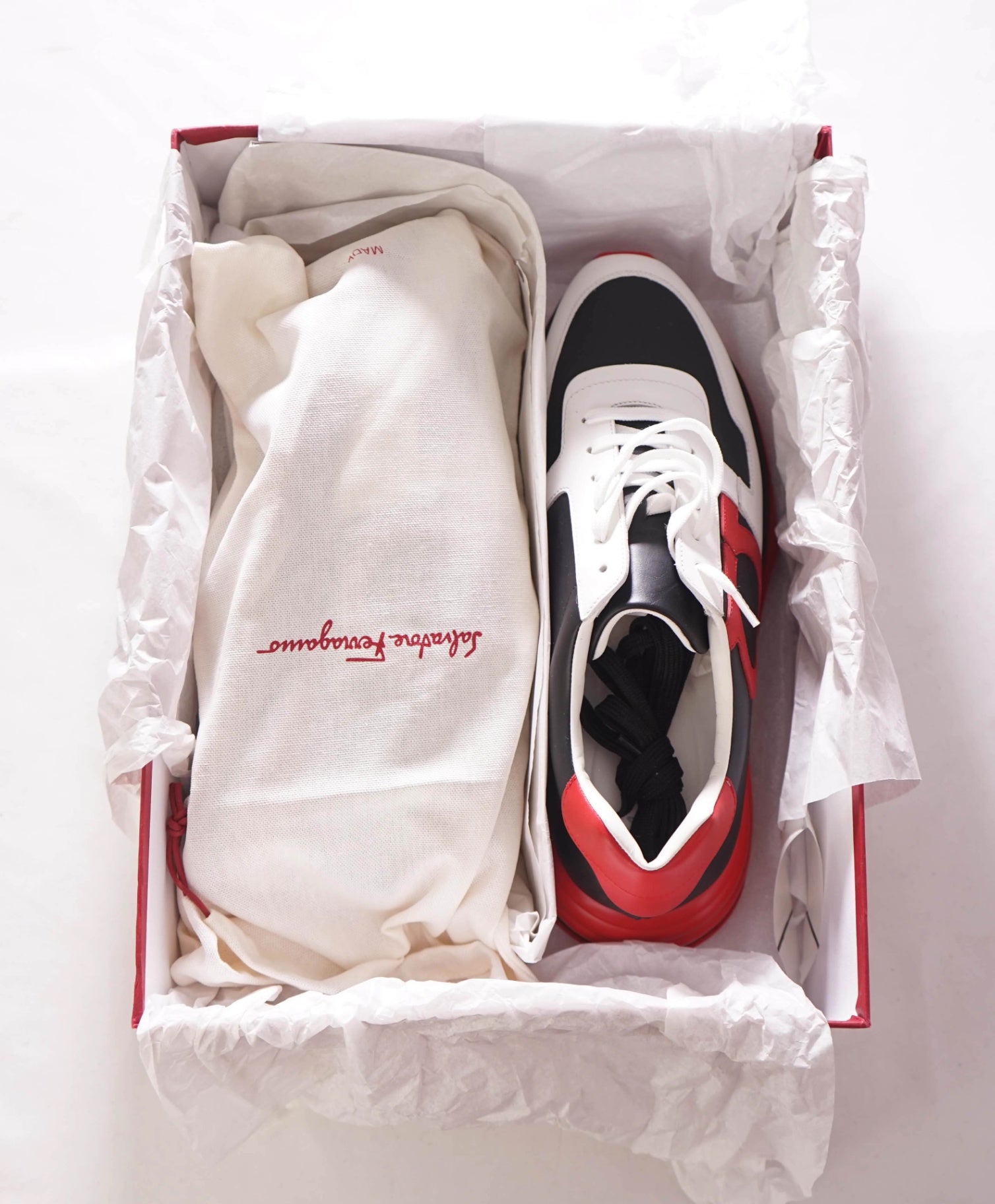 $950 FERRAGAMO - Leather Black/Red "Brooklyn" Sneakers - 9 M