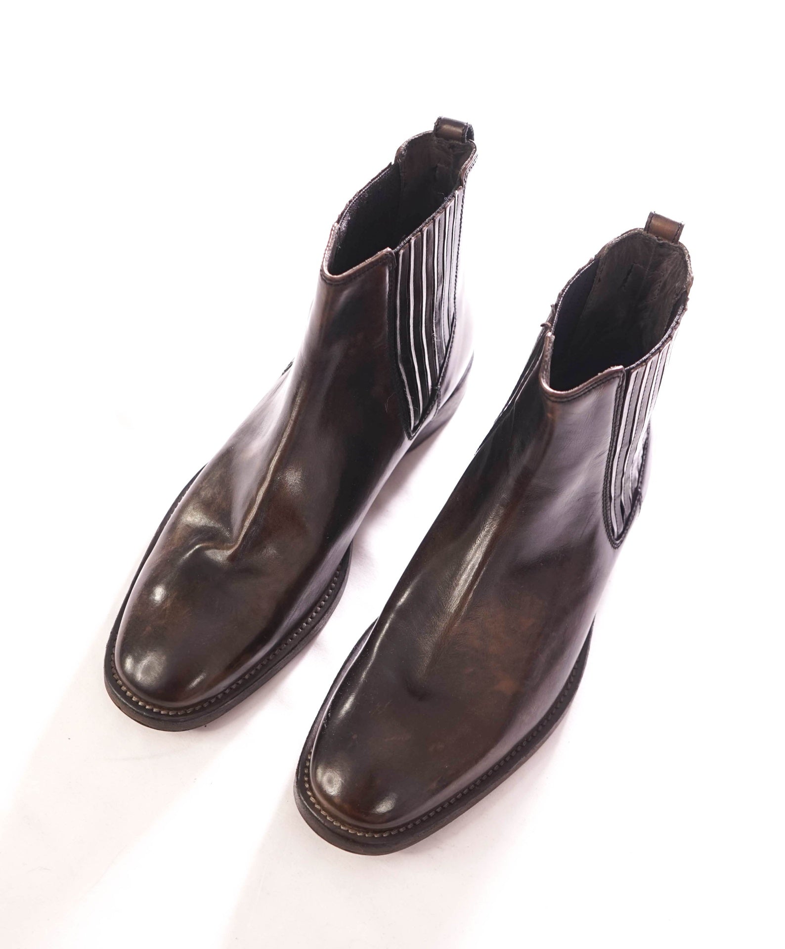 $898 JOHN VARVATOS - Leather Distressed Brown Boots - 8