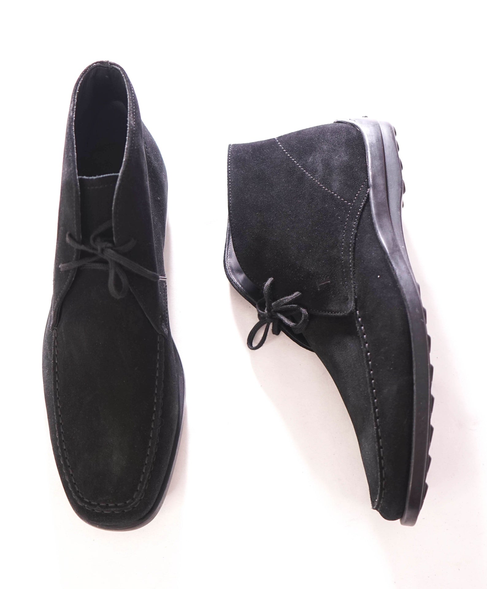 $750 TOD'S - Suede Black Chukka boot - US 9.5 (UK8.5)