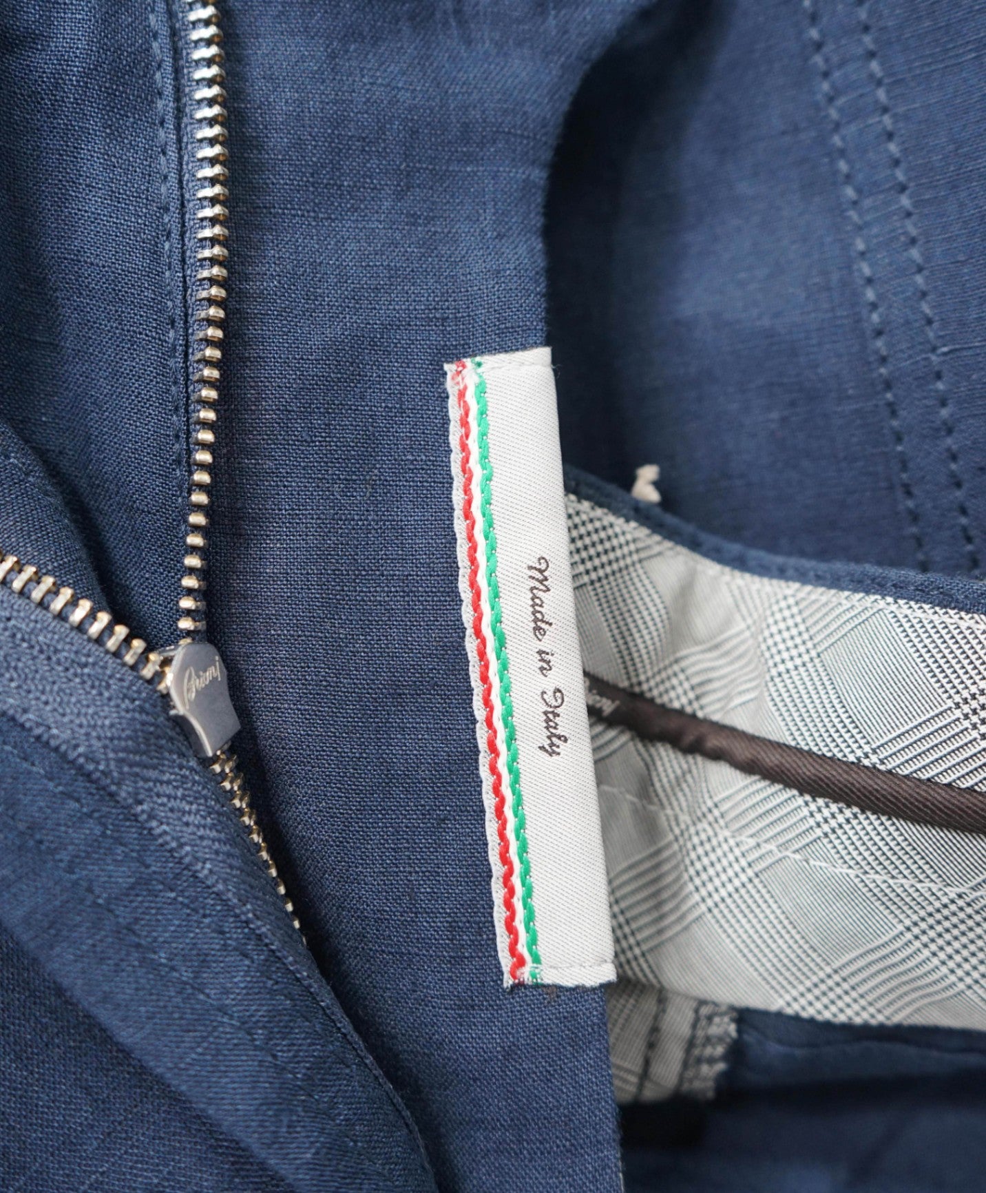 $1,195 BRIONI - Linen Navy Blue 5-Pocket Logo Patch Pants - 46W