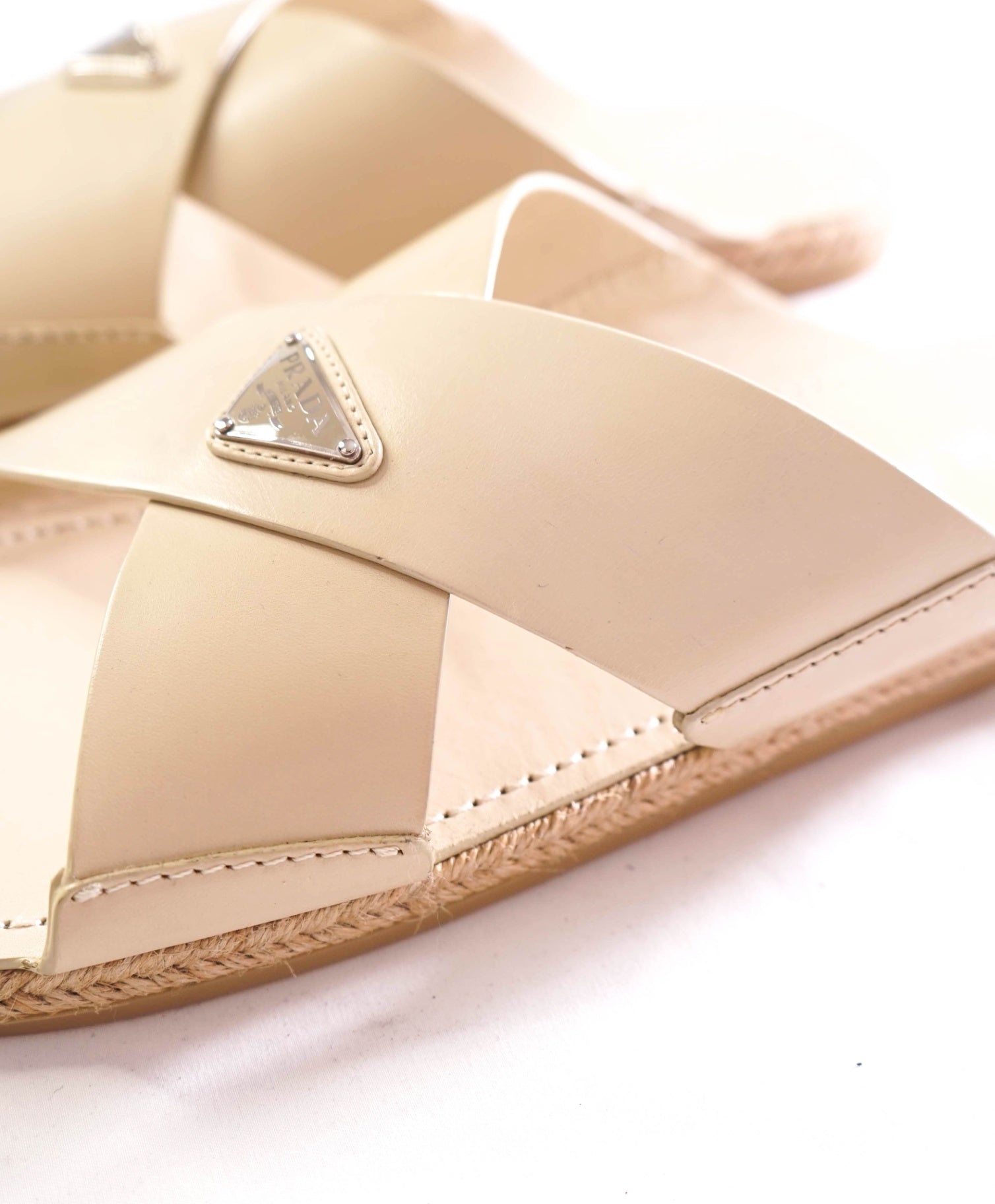 $950 PRADA - Leather Tan Crisscross Slides Sandals - US 10 (9UK)