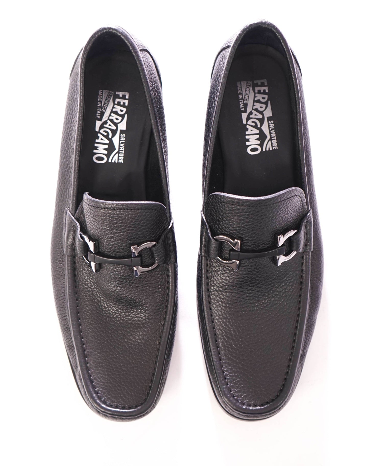 $850 FERRAGAMO - *GRANDIOSO* Leather Black Pebble Loafers - 10 D