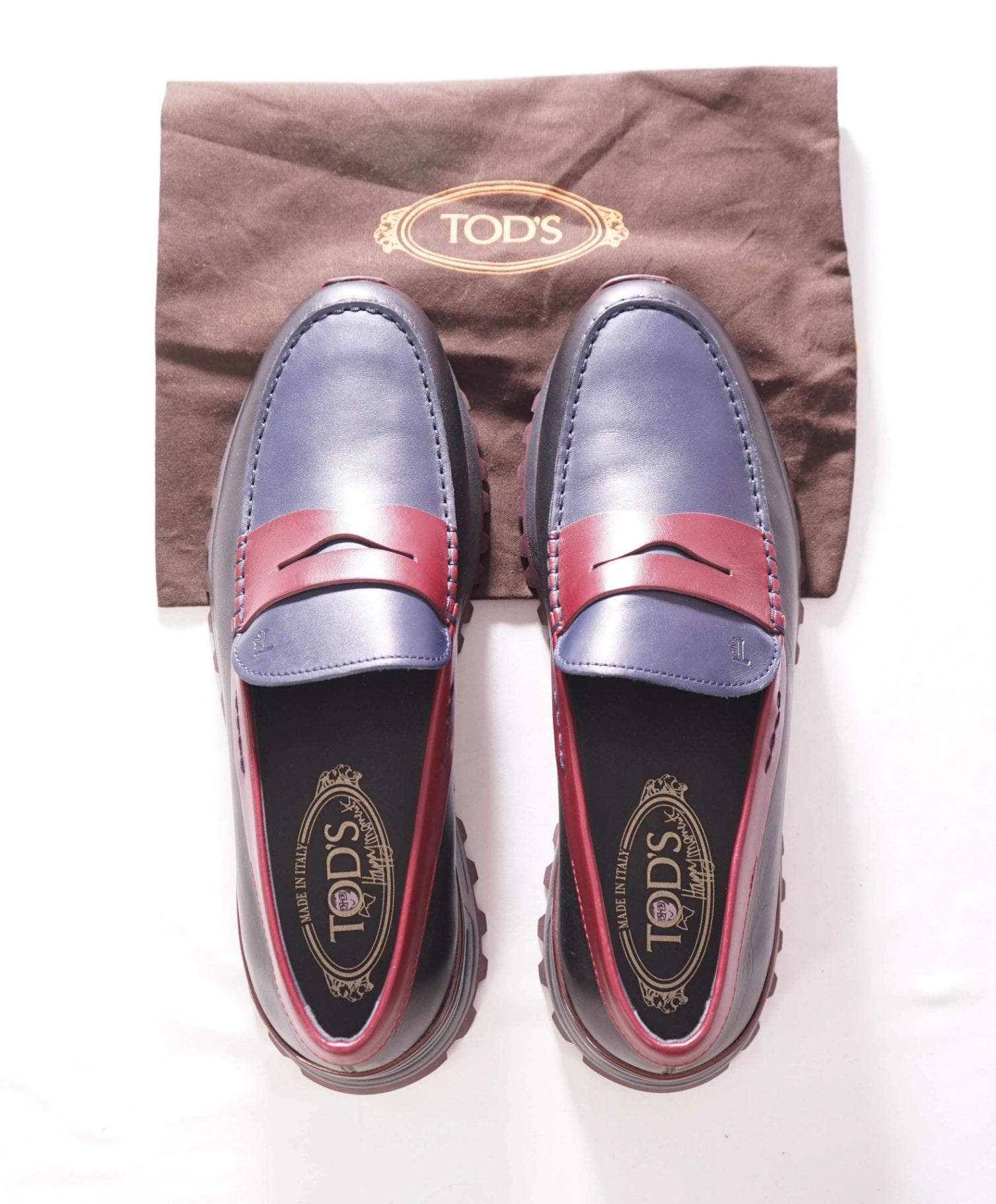 $775 TOD'S - Leather Navy Lug Sole Penny Loafers - US 12.5 (11.5UK)