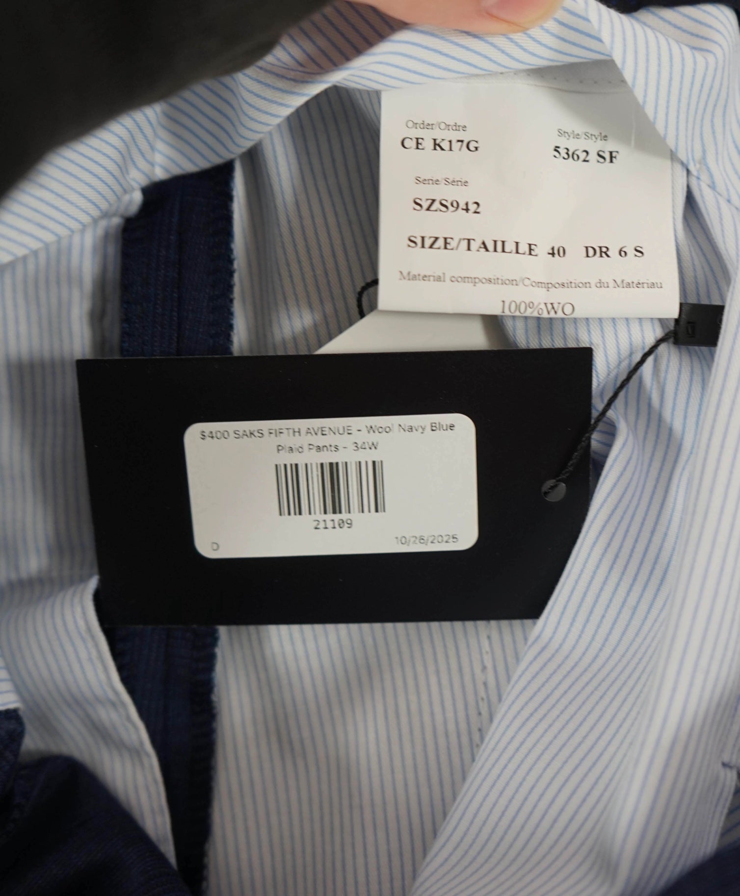 $400 SAKS FIFTH AVENUE - Wool Navy Blue Micro Check Pants - 34W