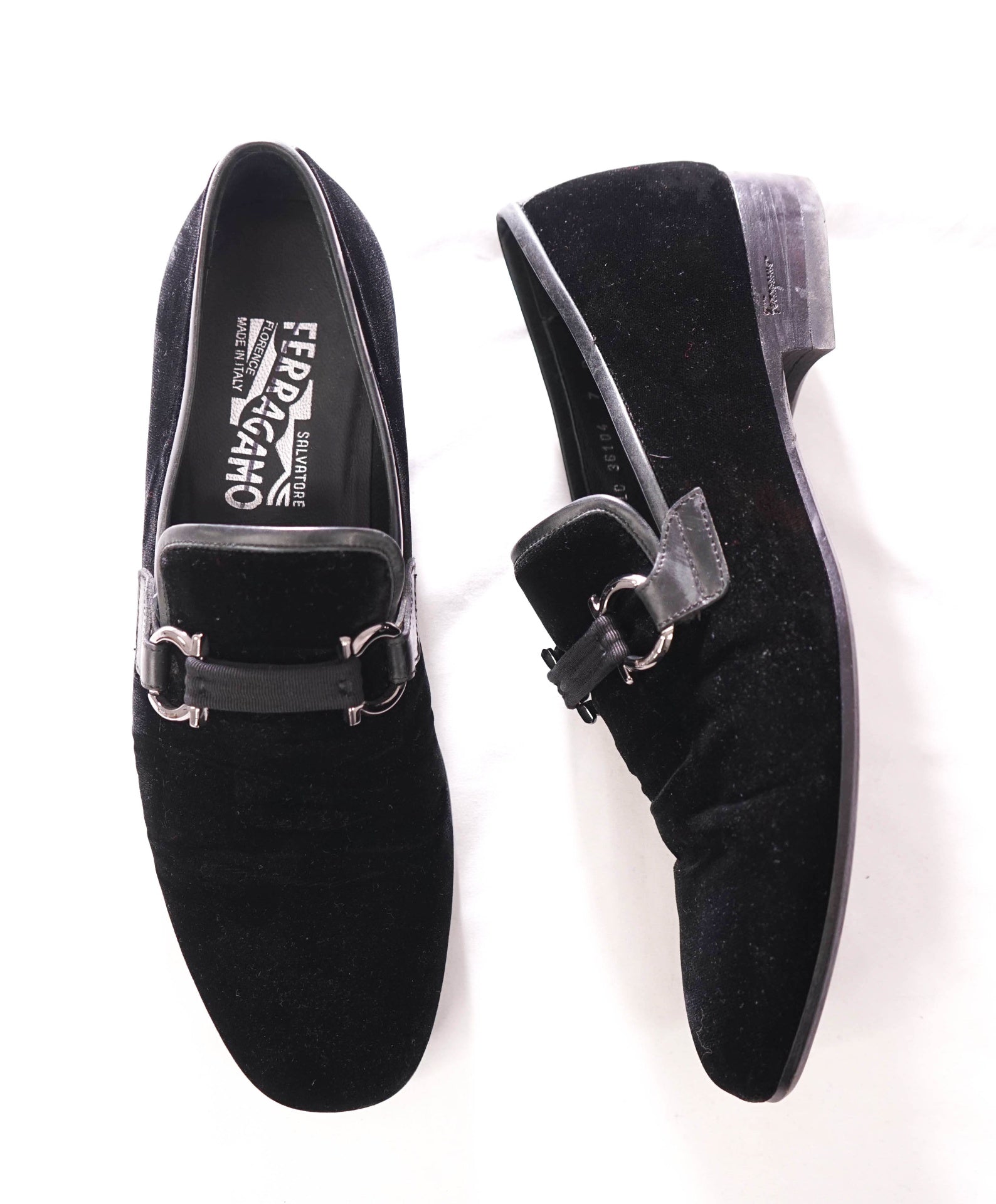 $700 FERRAGAMO - Velvet "PARTY" Black Smoking Loafers - 7 D