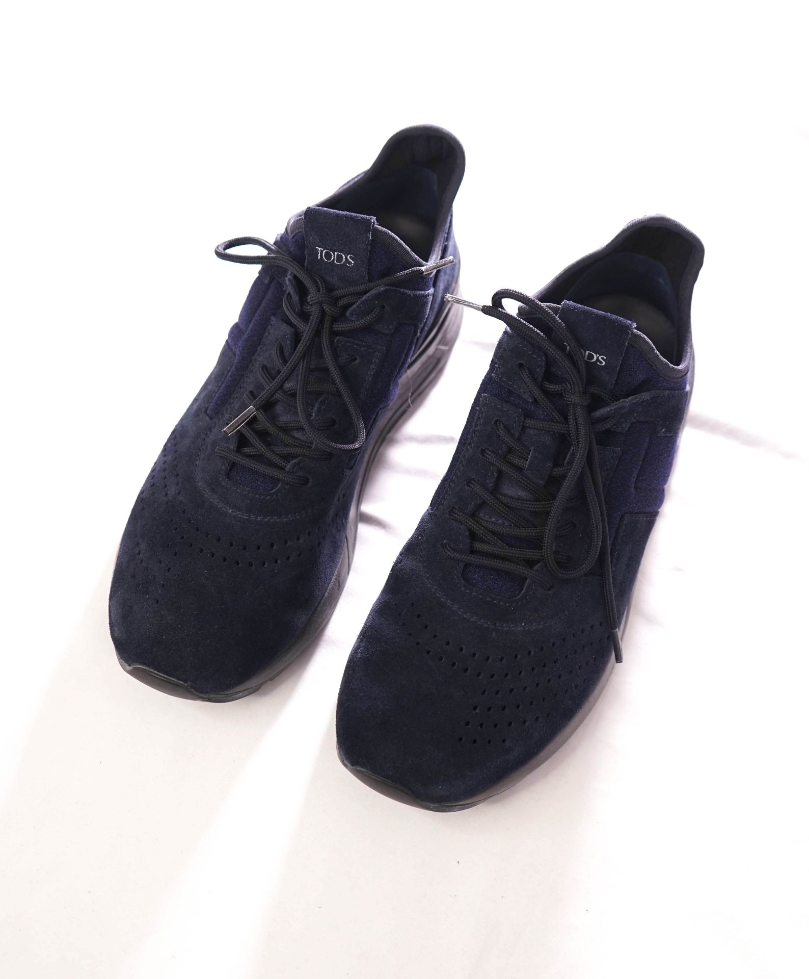 $780 TOD'S - Navy Suede "T" Sneakers - US 7.5 (UK6.5)
