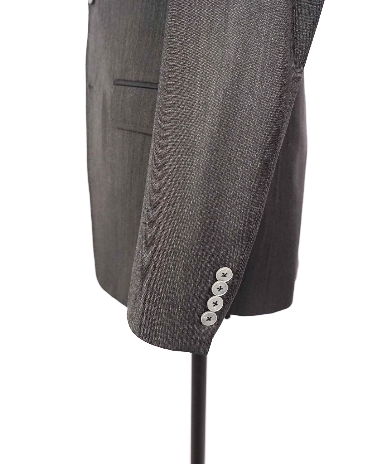 $1,950 DOLCE & GABBANA - Solid Gray Wool/Silk Sharkskin Blazer - 38R