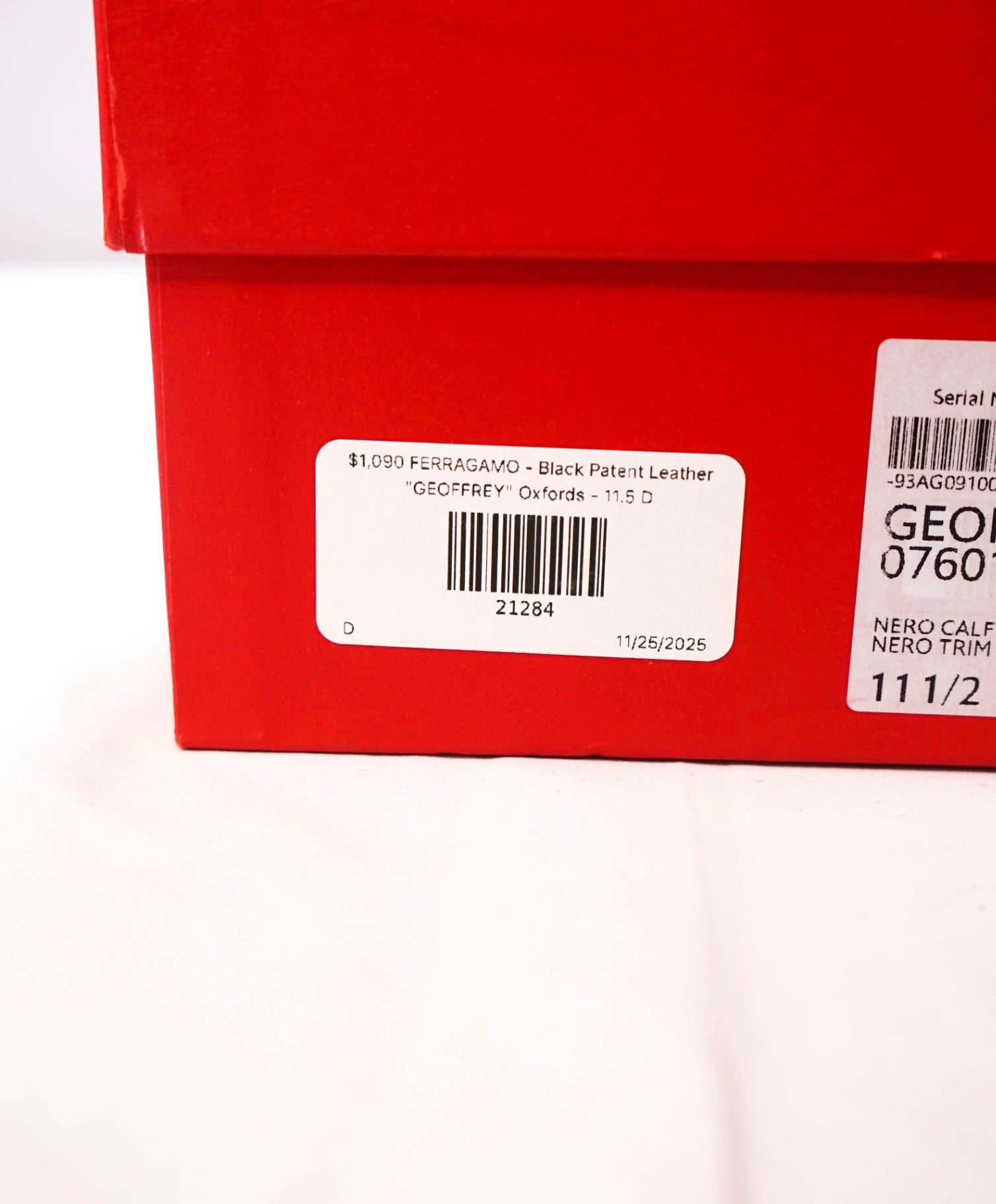 $1,090 FERRAGAMO - Black Leather "GEOFFREY" Oxfords - 11.5 D