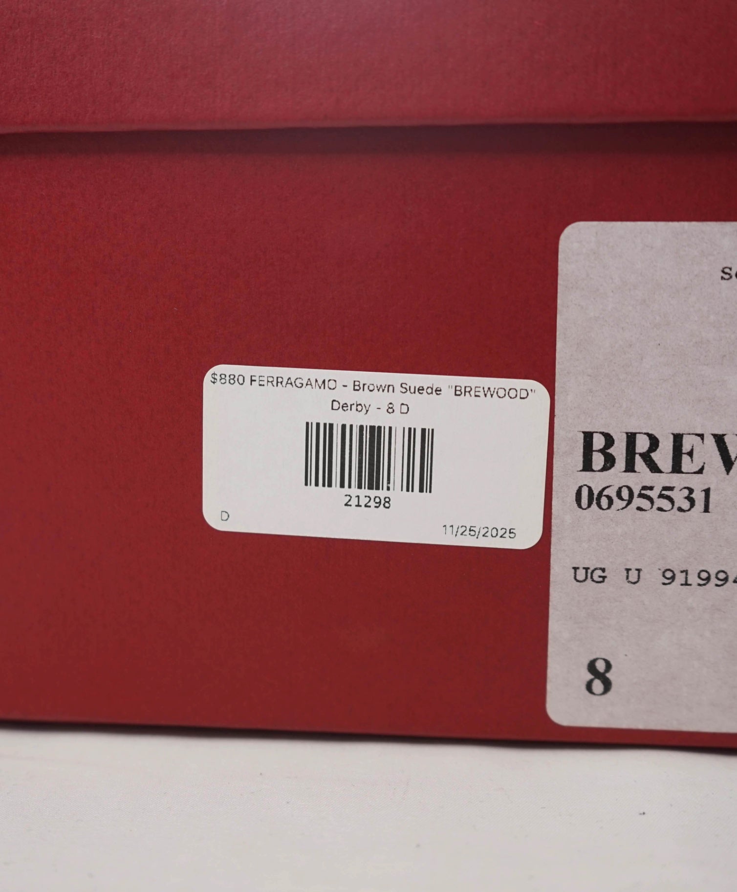 $880 FERRAGAMO - Brown Suede "BREWOOD" Derby - 8 D