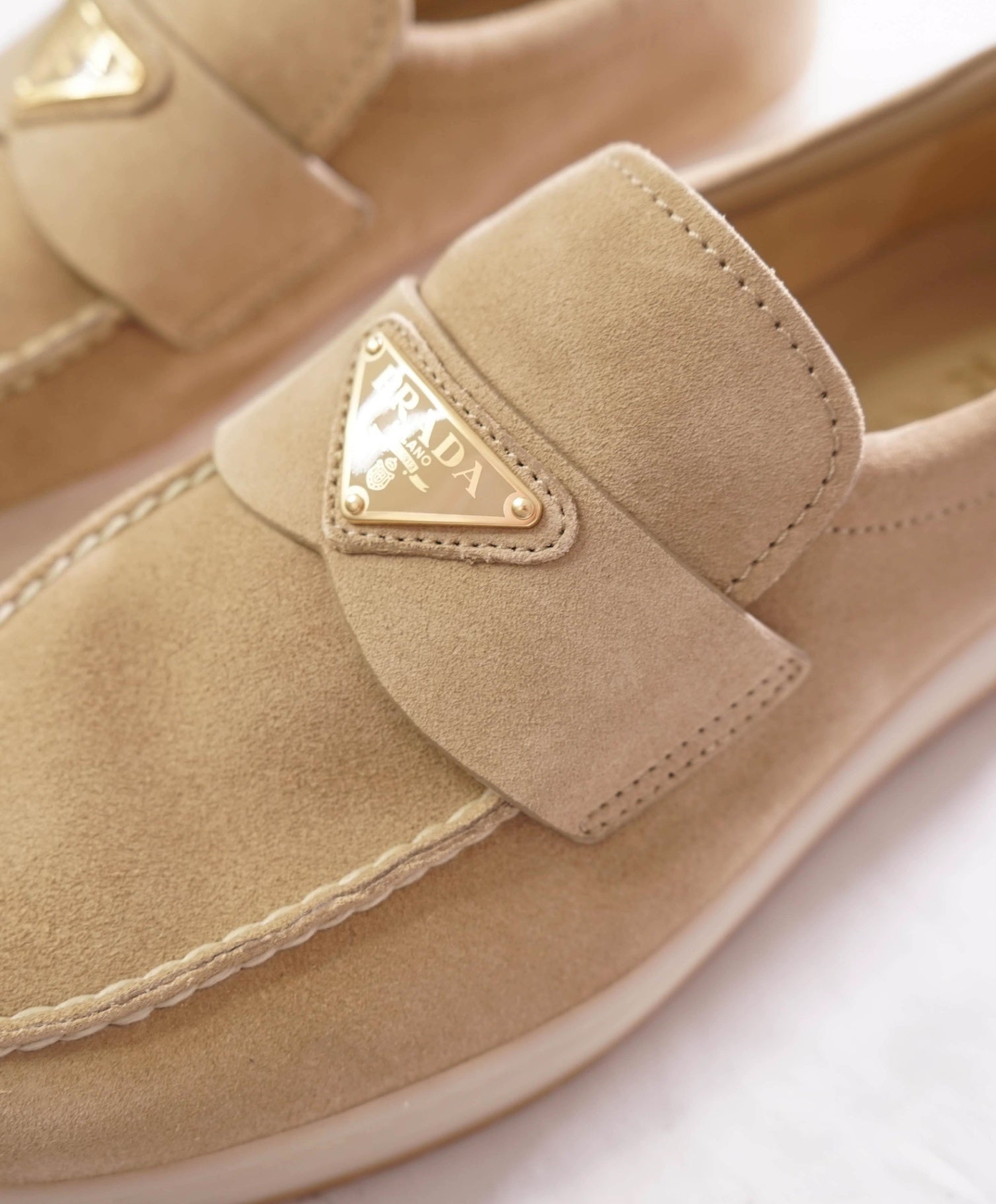 $1,070 PRADA - Tan Suede TRIANGLE LOGO Loafers - US 8 (UK7)