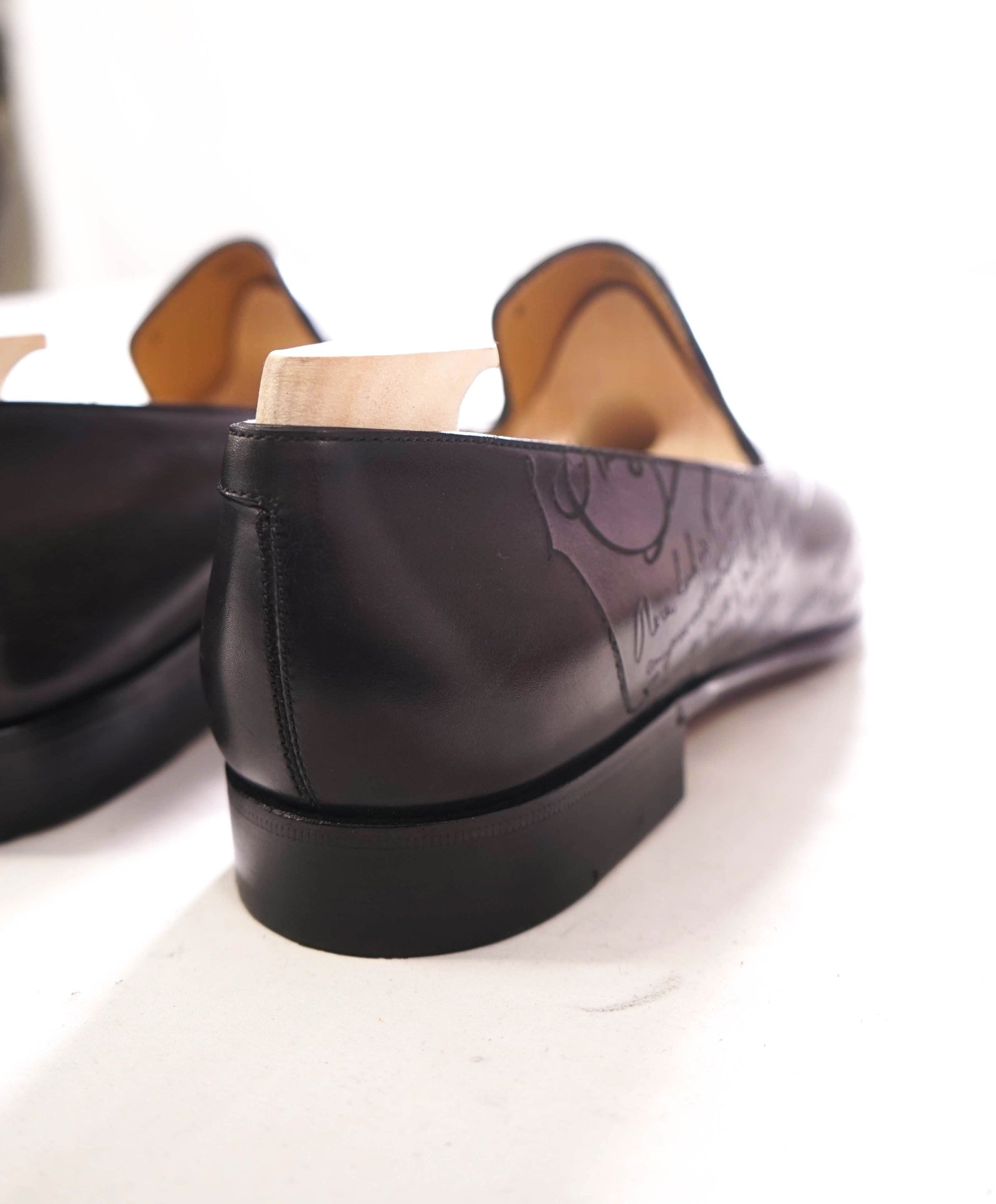 $2,540 BERLUTI - Gray SCRITTO Leather Loafers - US 9 (UK8)