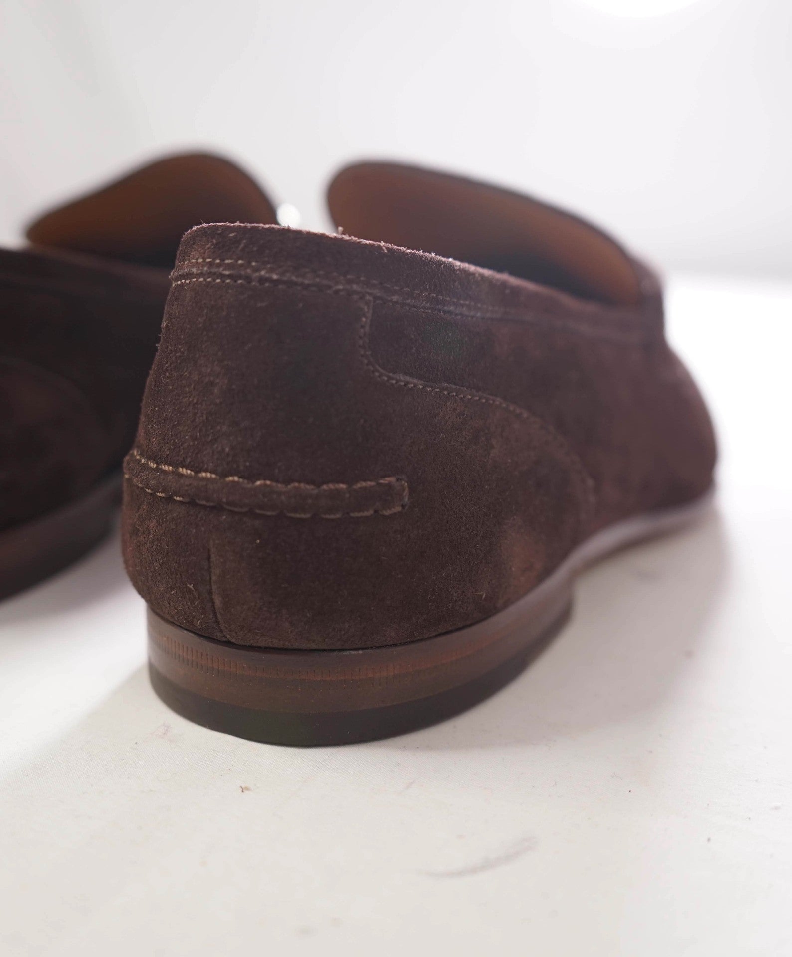 $1,090 GUCCI - JORDAAN Brown/Gold Suede Loafers - 11 (G10.5)