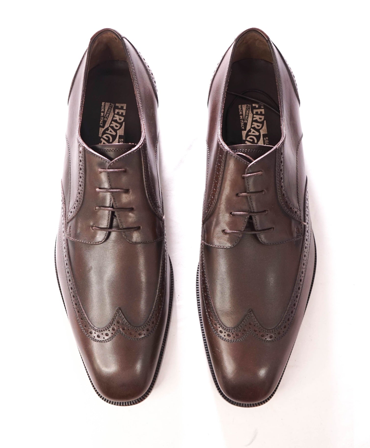 $950 FERRAGAMO - Brown Wingtip Leather Derby - 12 EE