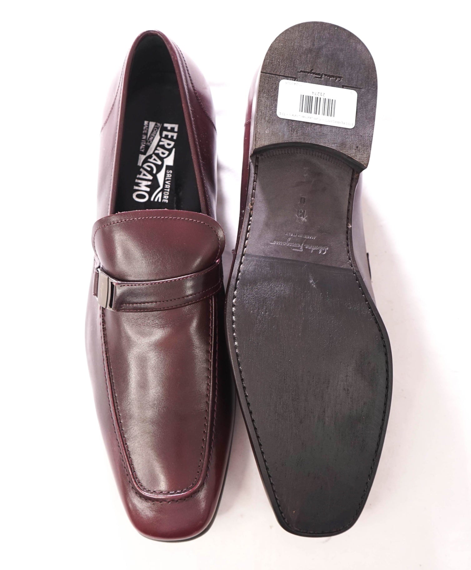 $780 FERRAGAMO - Plum Leather Sardegna Buckle Loafers - 13 D