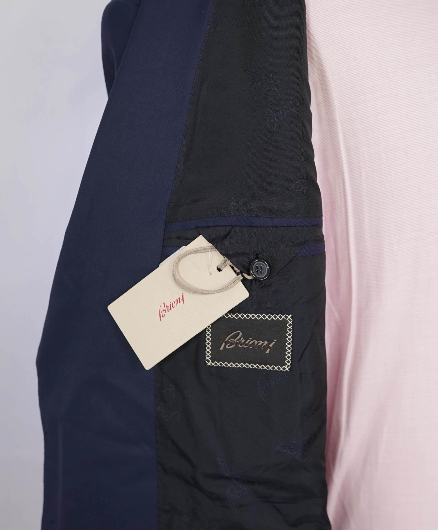 $4,800 BRIONI - "COLOSSEO" Solid Navy Super 160's Wool - 54R US