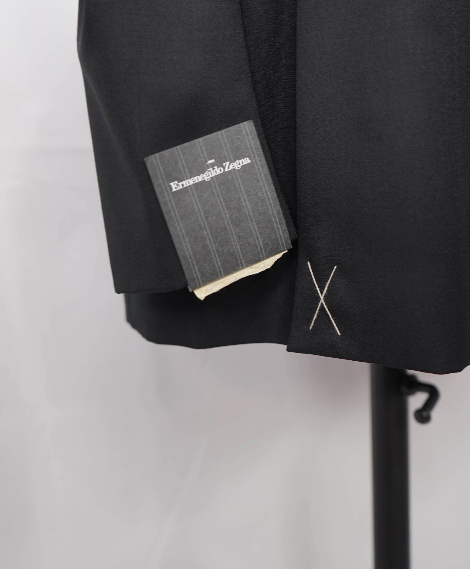 $3,995 ZEGNA - Black "SU MISURA 1/1" Wool Tuxedo Jacket - 44R