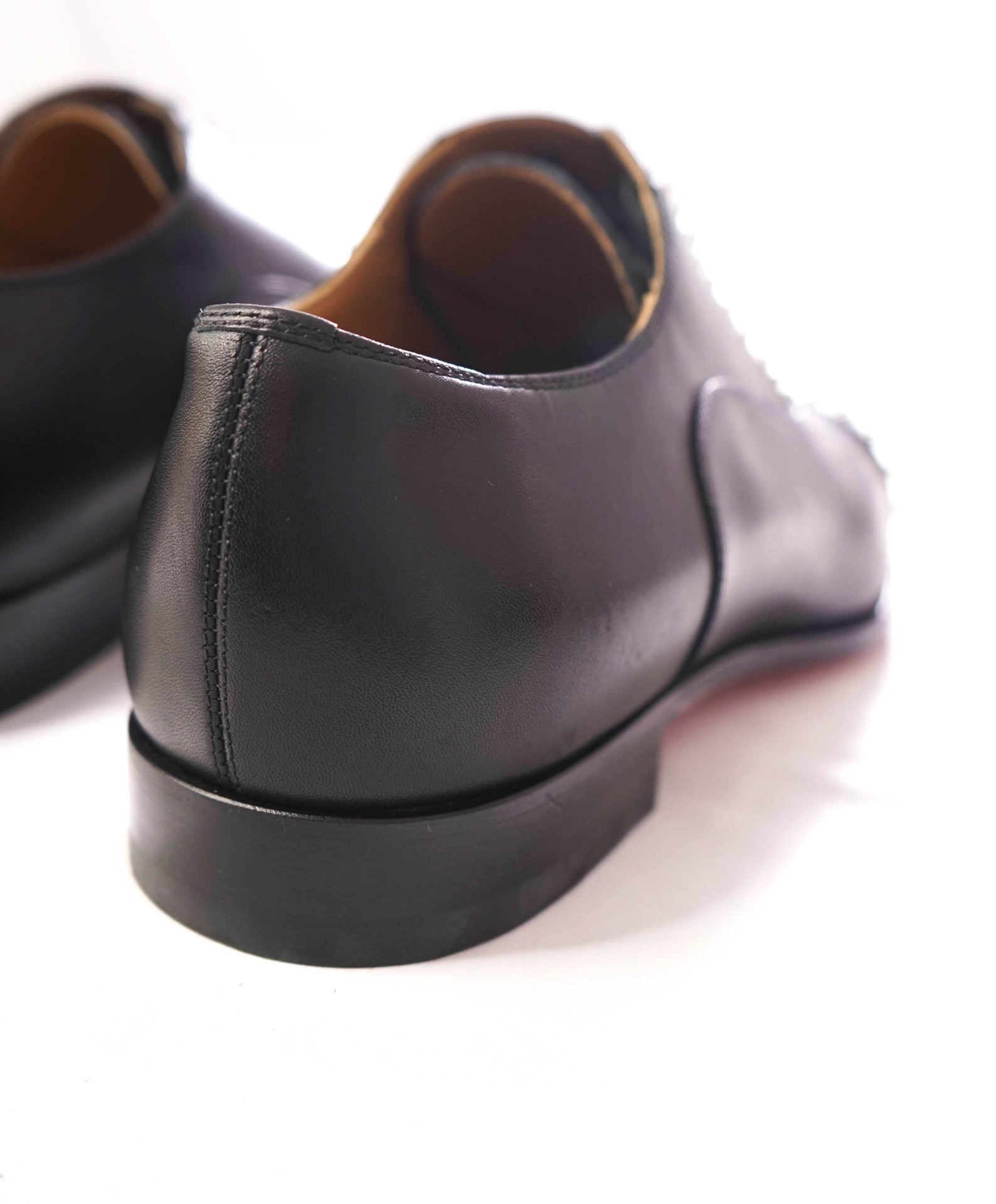 $1,200 CHRISTIAN LOUBOUTIN - *CLOOCLOO* Black Spike Oxfords - US 9 (42EU)