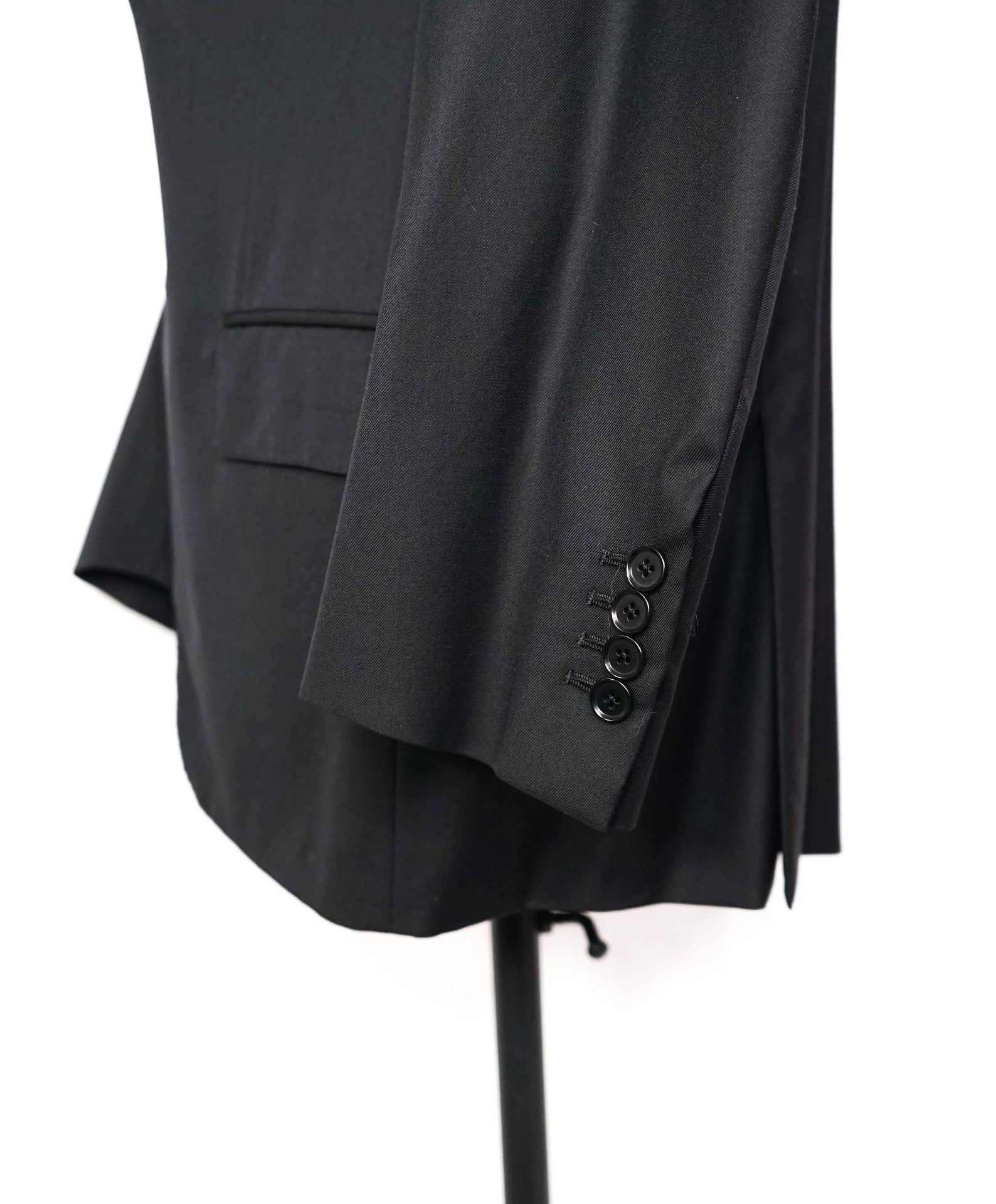 $2,995 ISAIA - *CLOSET STAPLE* 160's Black Notch Lapel Blazer - 46R