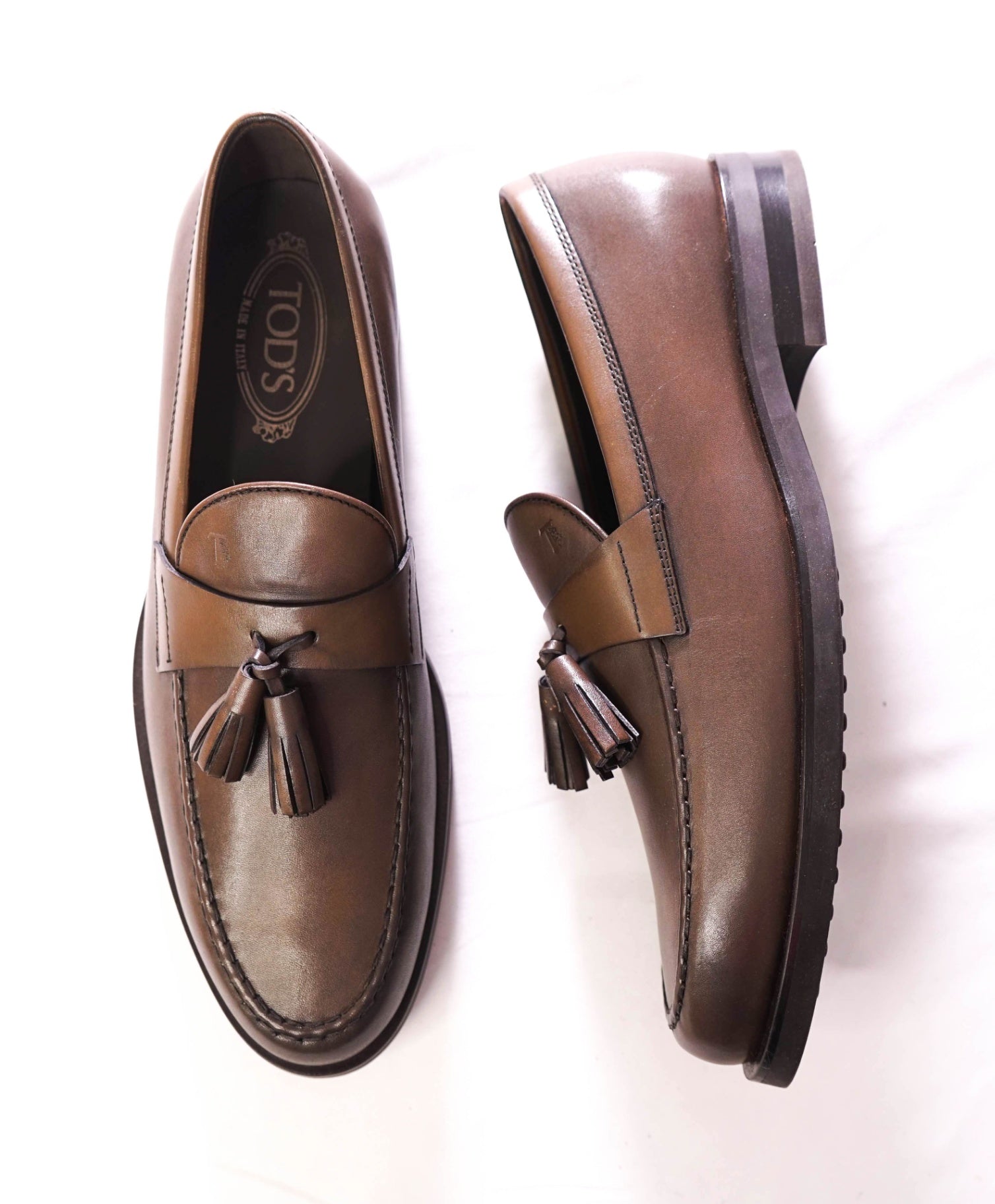 $675 TOD'S - Brown BOSTON Leather Tassel Loafers - US 10 (UK9)