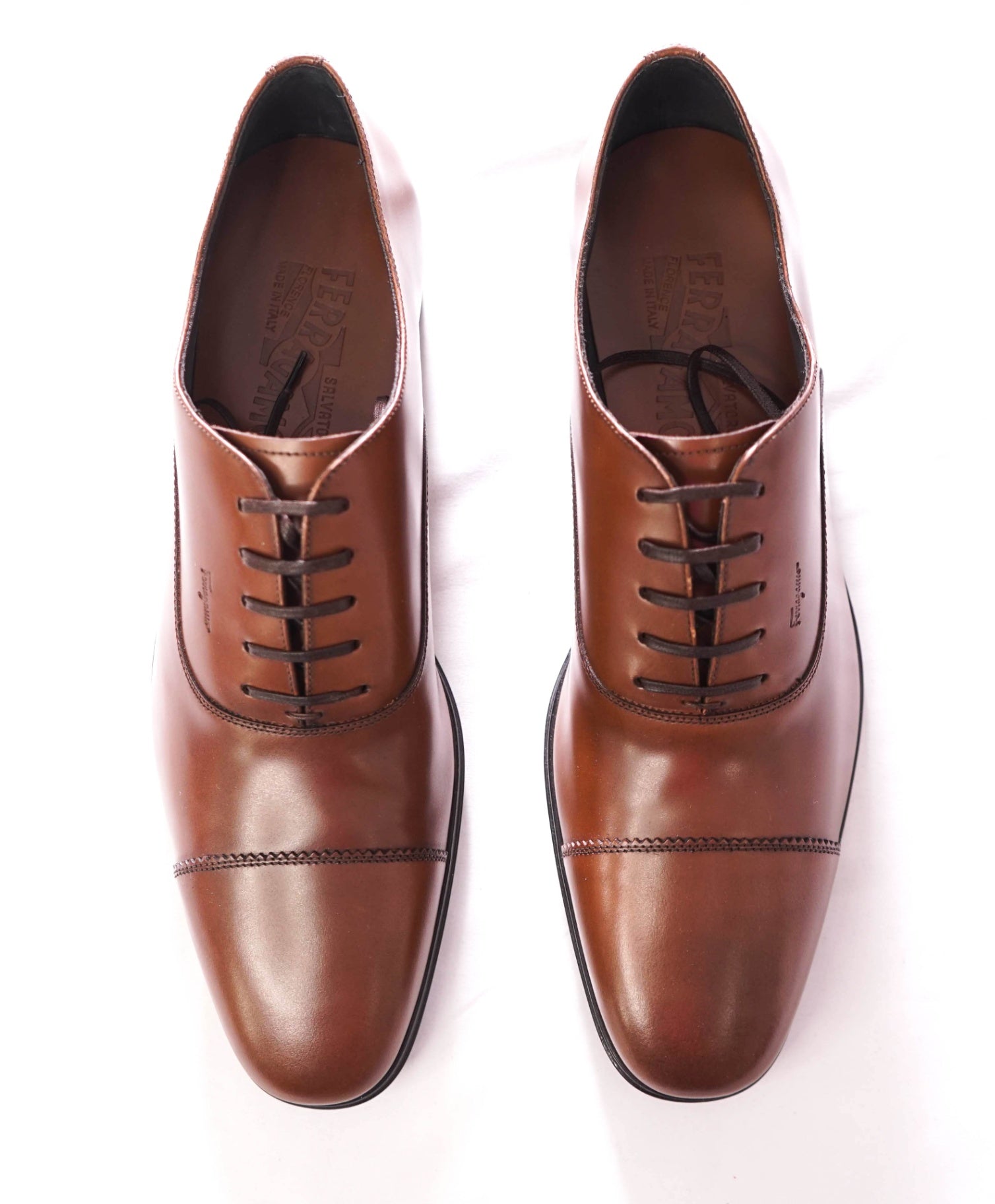 $1,090 FERRAGAMO - Brown Leather "REMIGIO" Oxfords - 8 D
