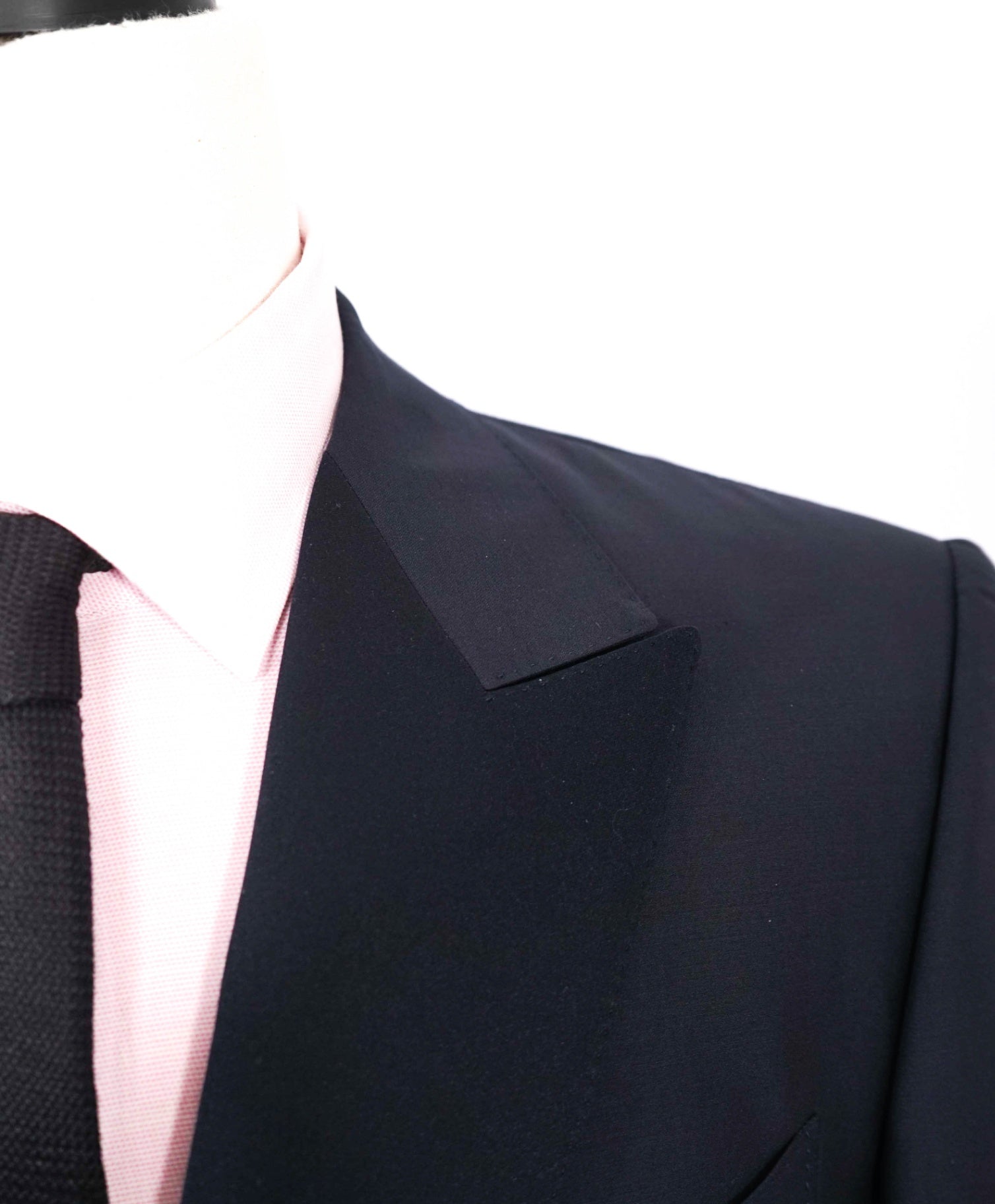 $3,295 ZEGNA - Navy Peak "TROFEO 600" Wool/Silk Dinner Jacket - 42R