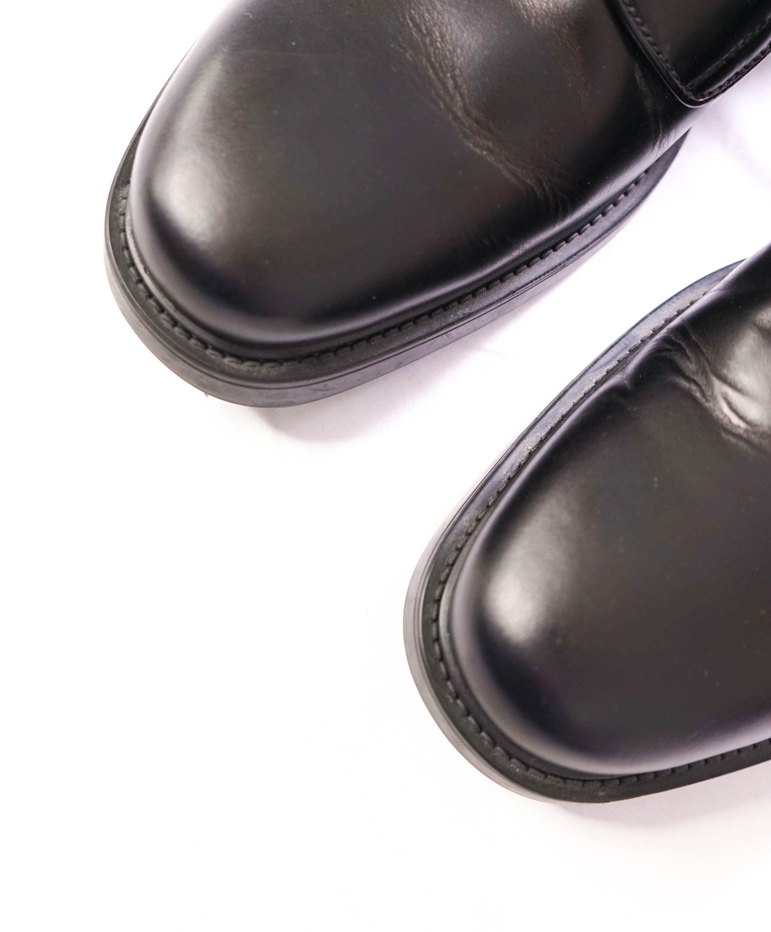 $1,150 PRADA - Black Leather Lug-Sole Derby - US 12 (UK11)