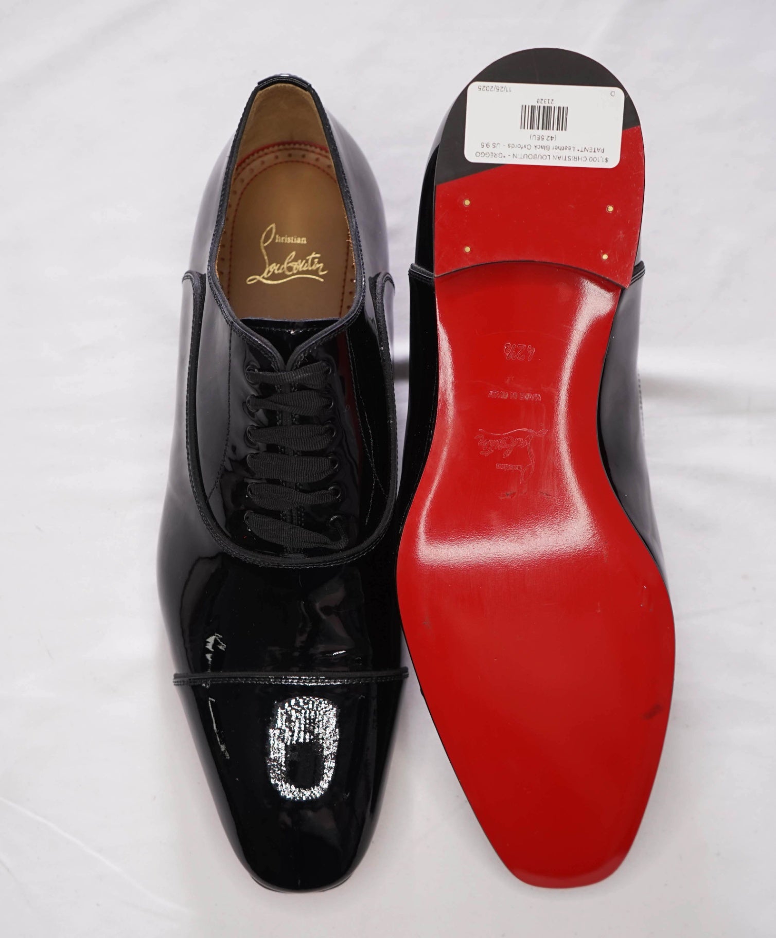 $1,100 CHRISTIAN LOUBOUTIN - *GREGGO PATENT* Leather Black Oxfords - US 9.5 (42.5EU)