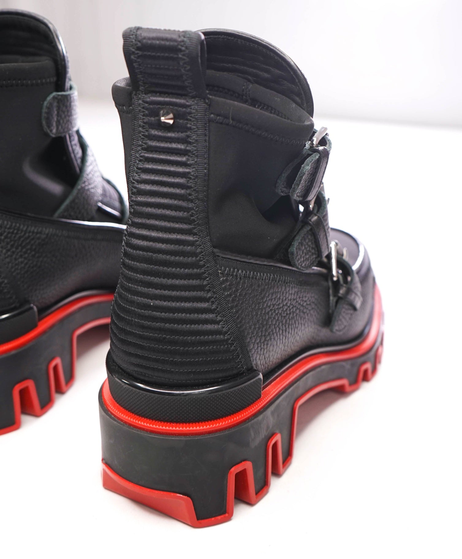 $1,595 CHRISTIAN LOUBOUTIN - DUNE Black Leather Boots - US 10 (43EU)