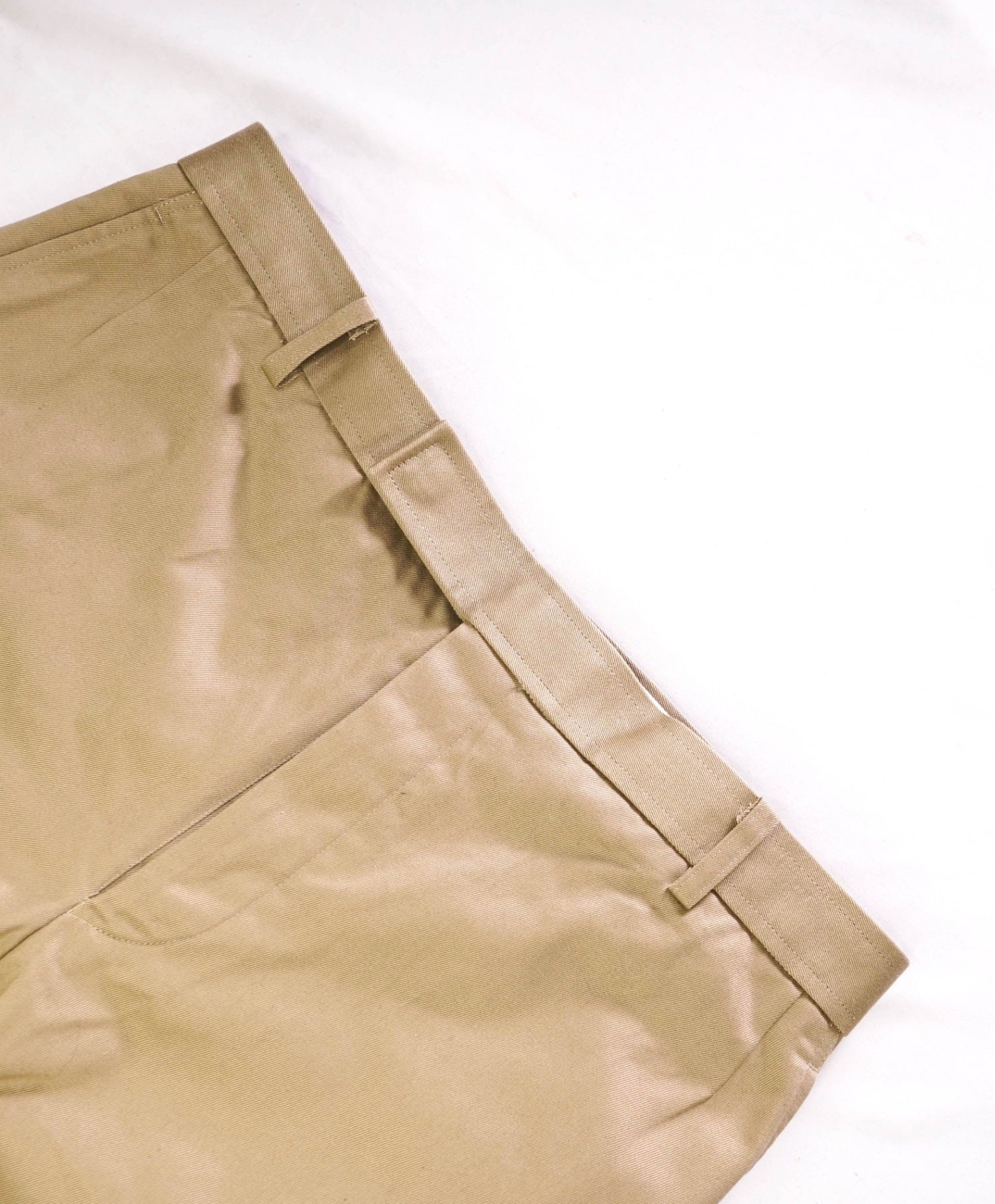 $855 THOM BROWNE - Solid Khaki Chinos - 34W (SZ 3 TB)